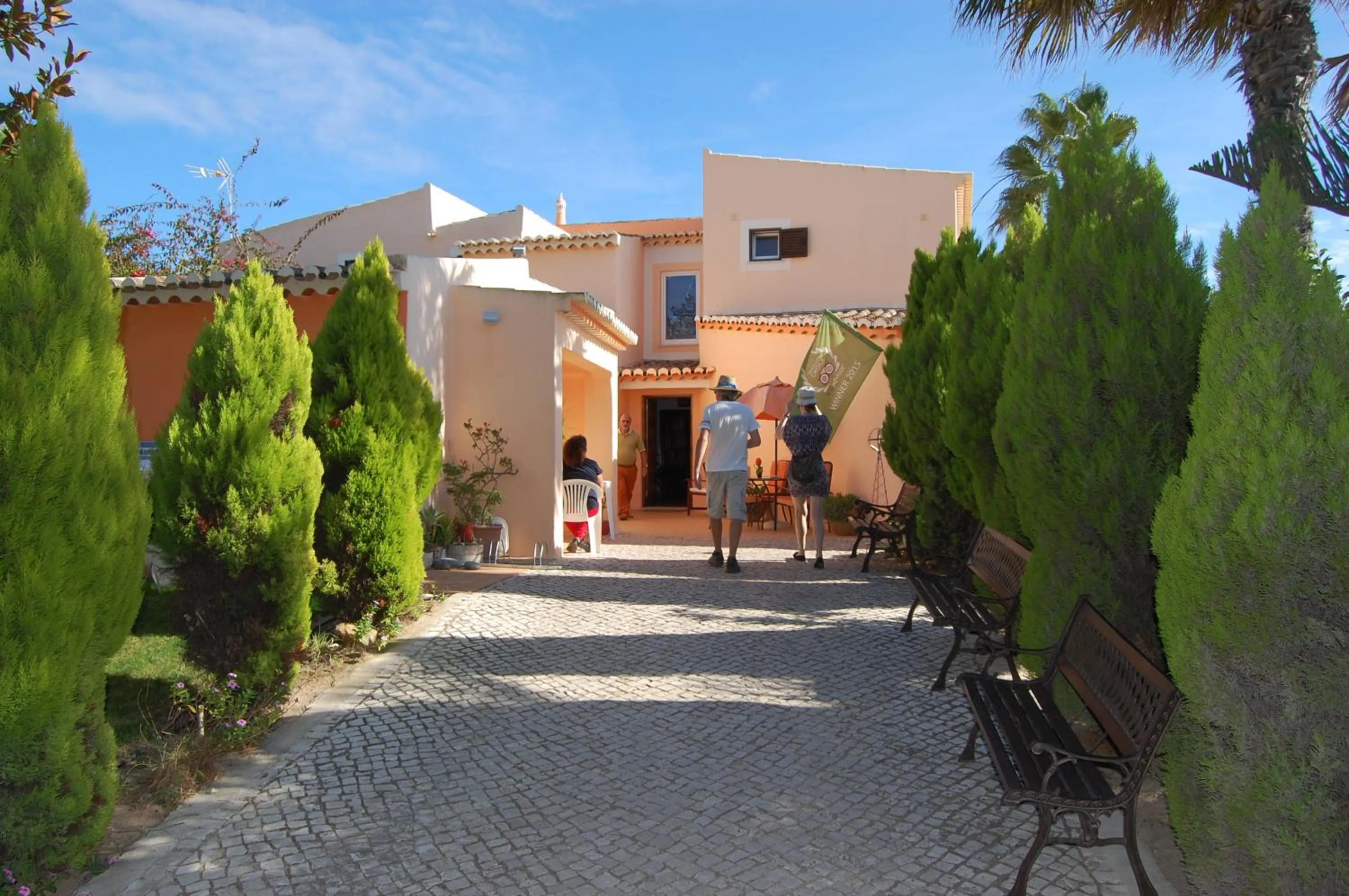 Facade/entrance in Canavial I & II Apartamentos