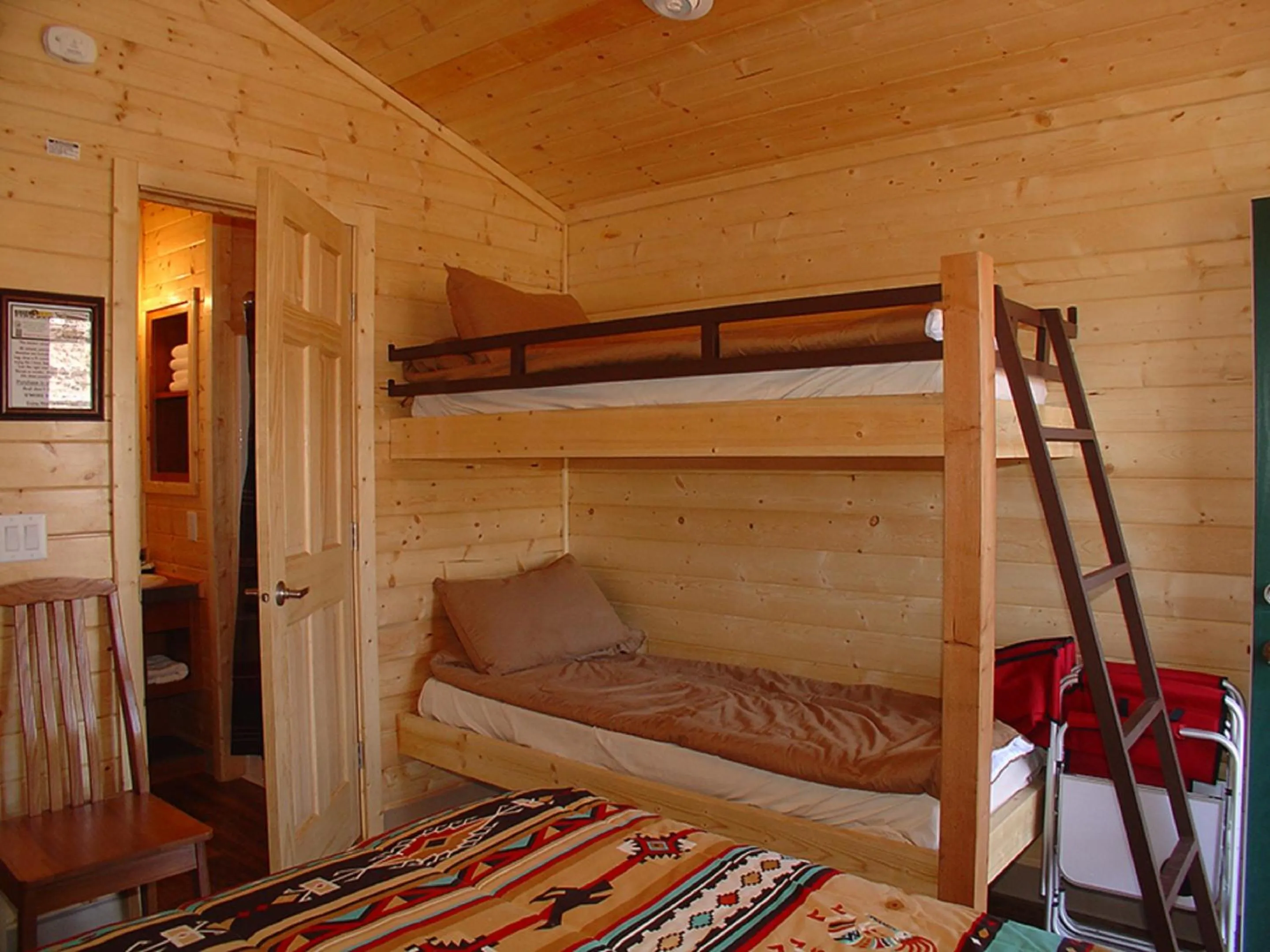 Bedroom, Bed in Verde Valley Studio Cabin 2