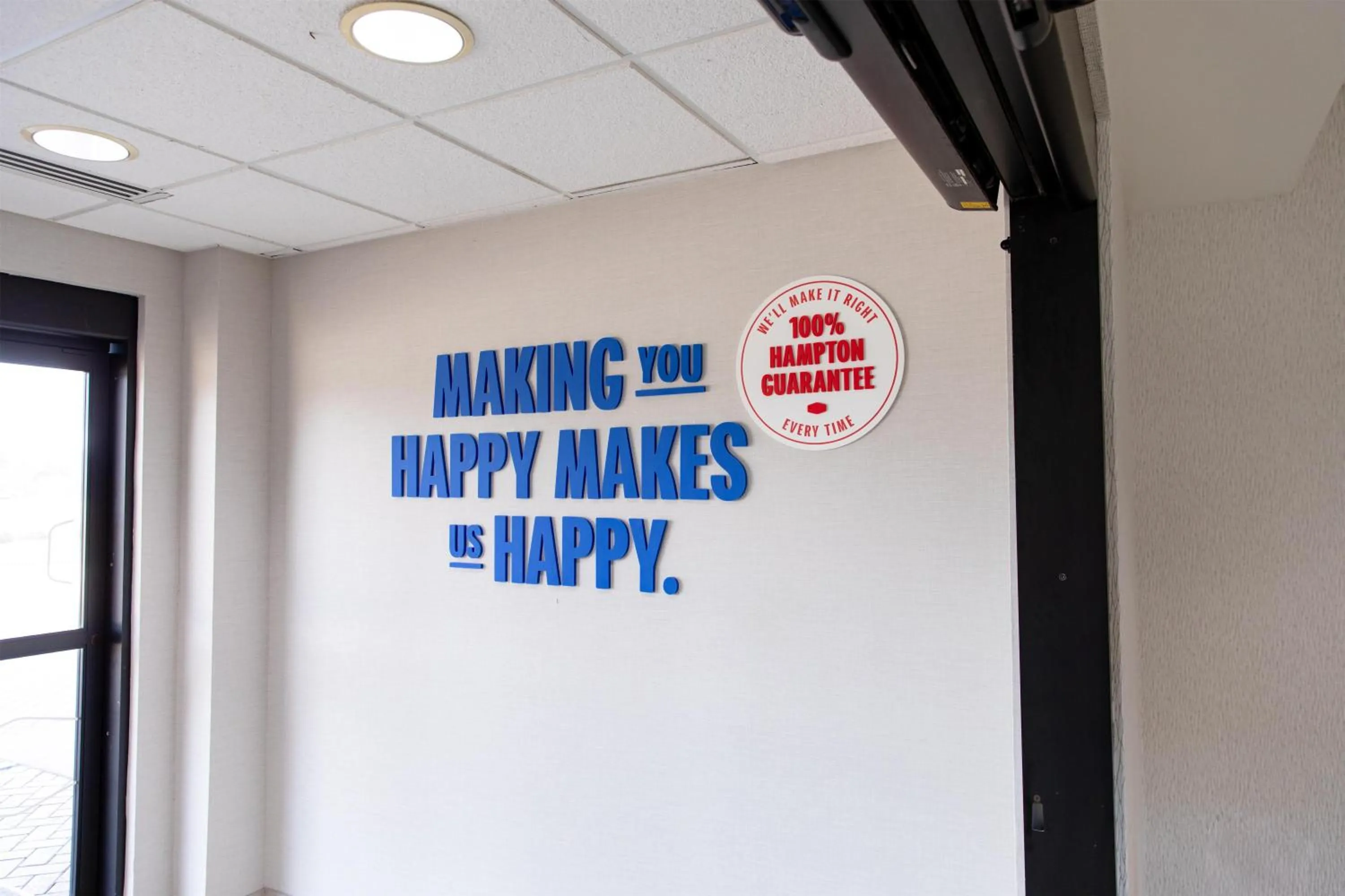 Lobby or reception in Hampton Inn & Suites Jennings