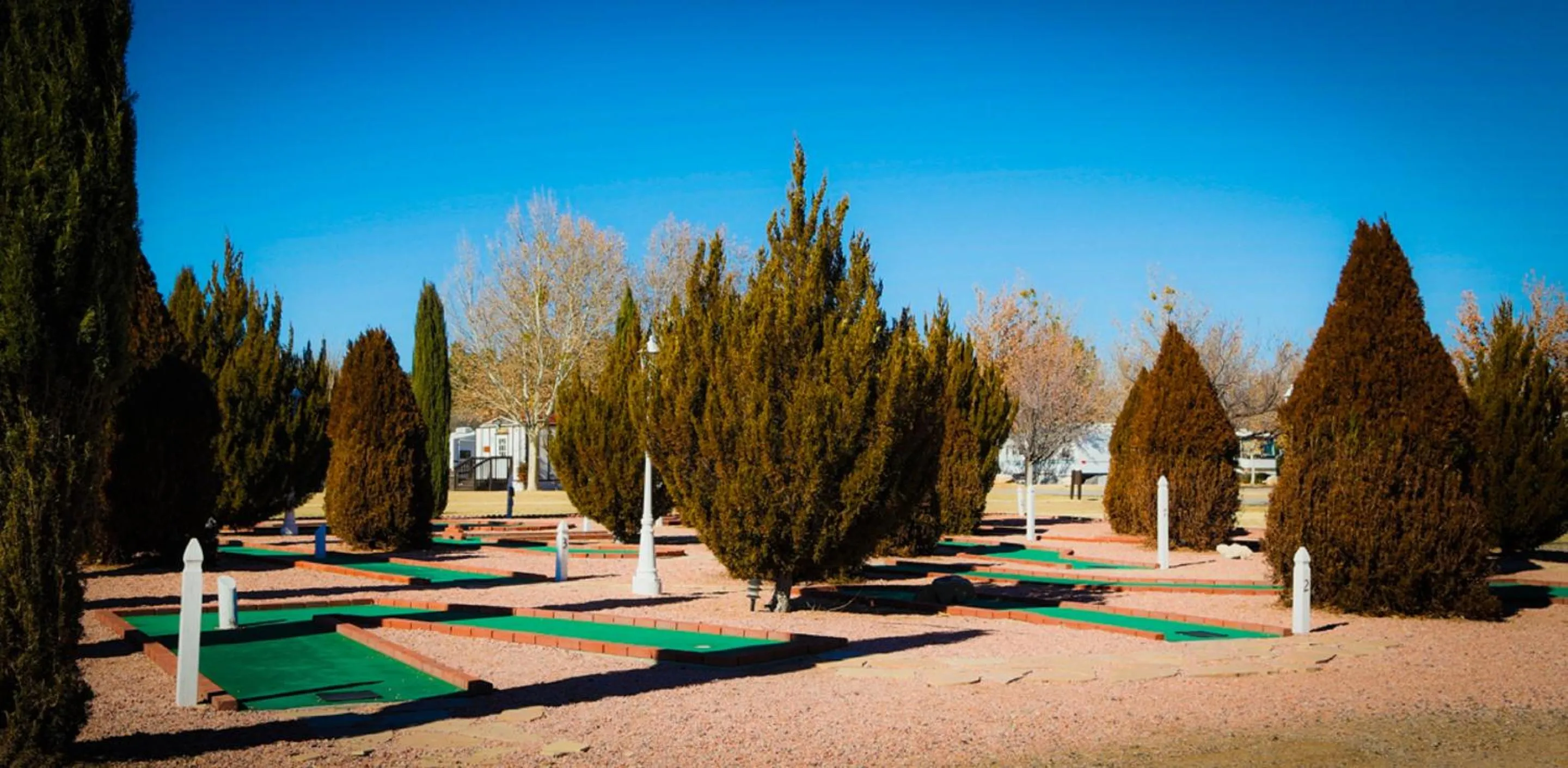 Minigolf in Verde Valley One-Bedroom Park Model Cabin 14