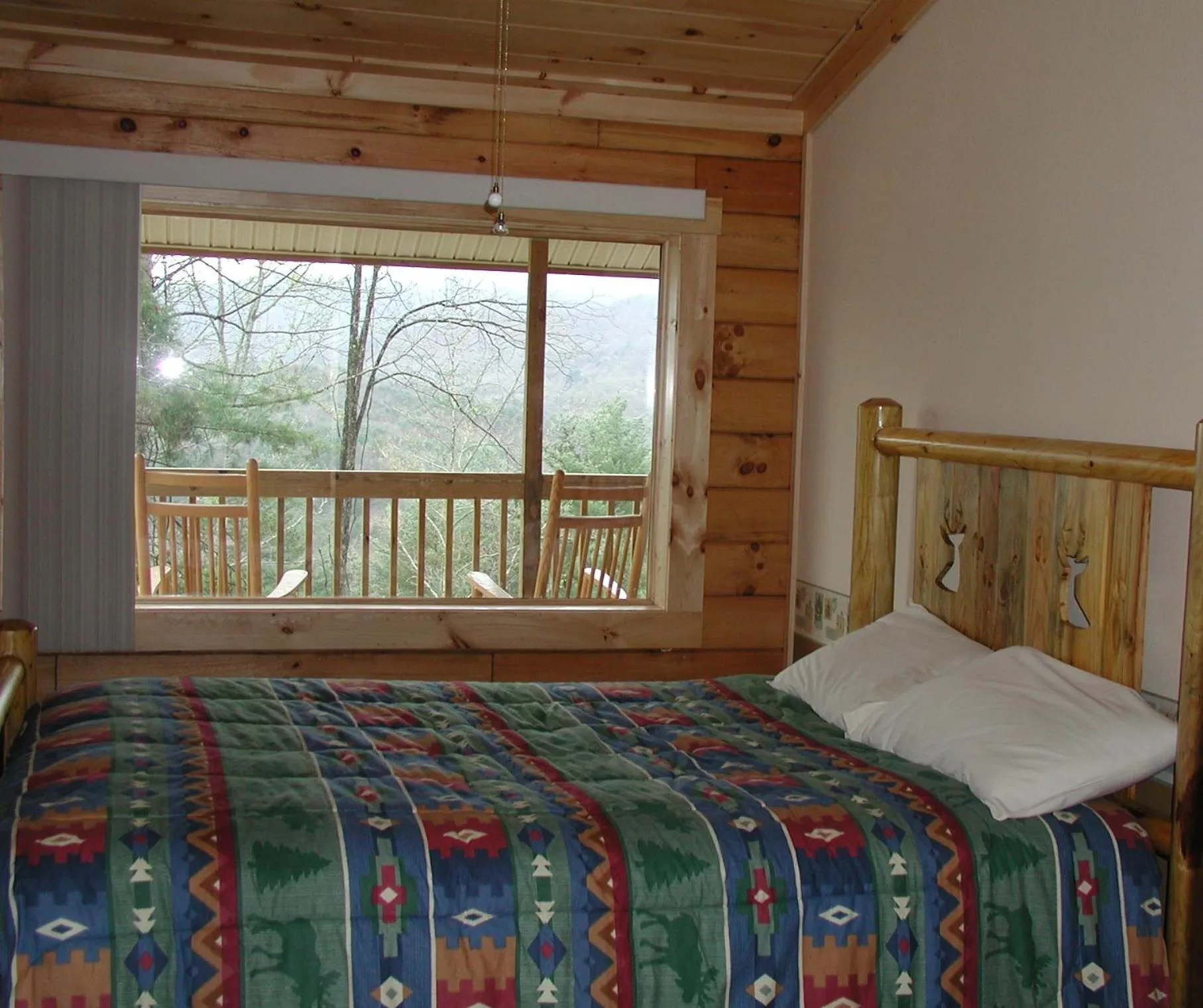 Bed in Nantahala Cabins