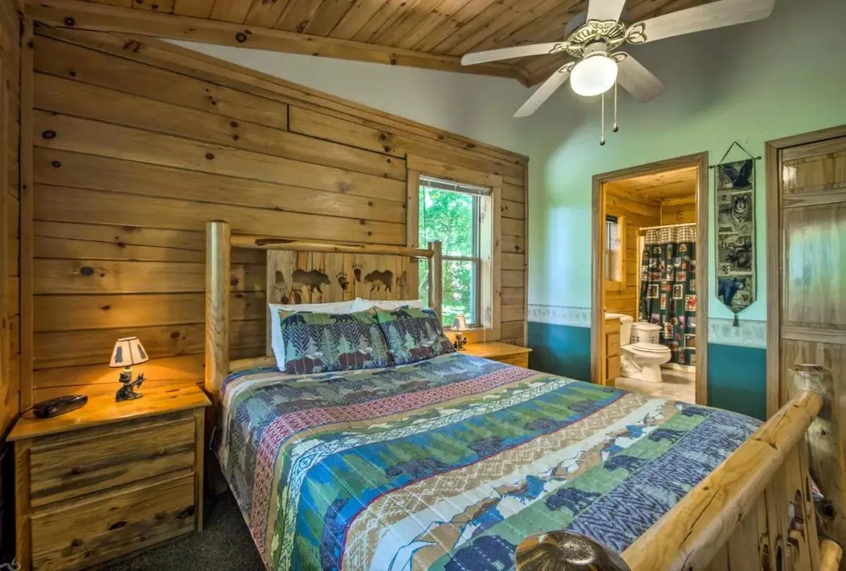 Bed in Nantahala Cabins