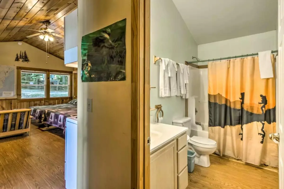 Bed in Nantahala Cabins