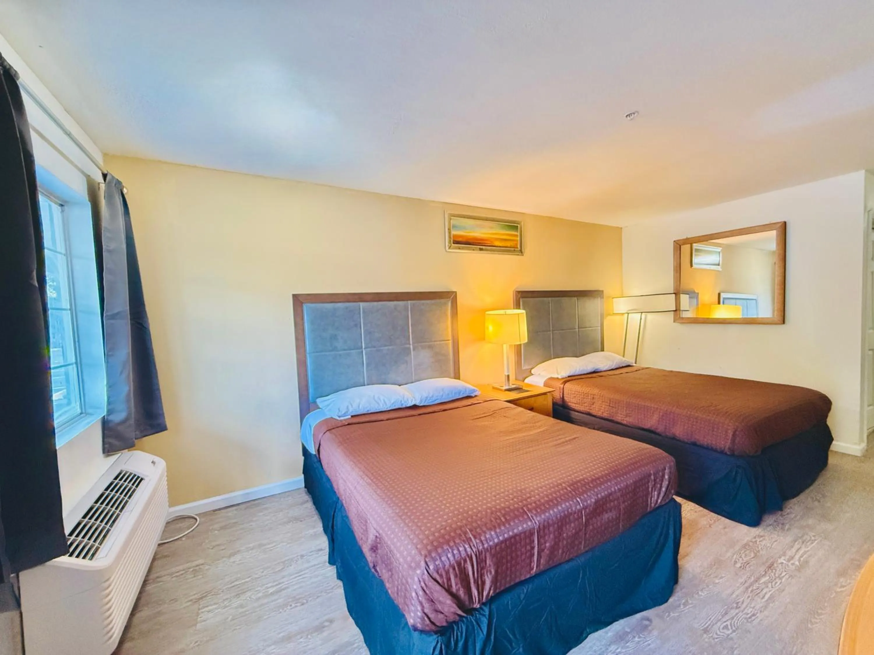 Bedroom, Bed in Woodbridge Inn By OYO Rome