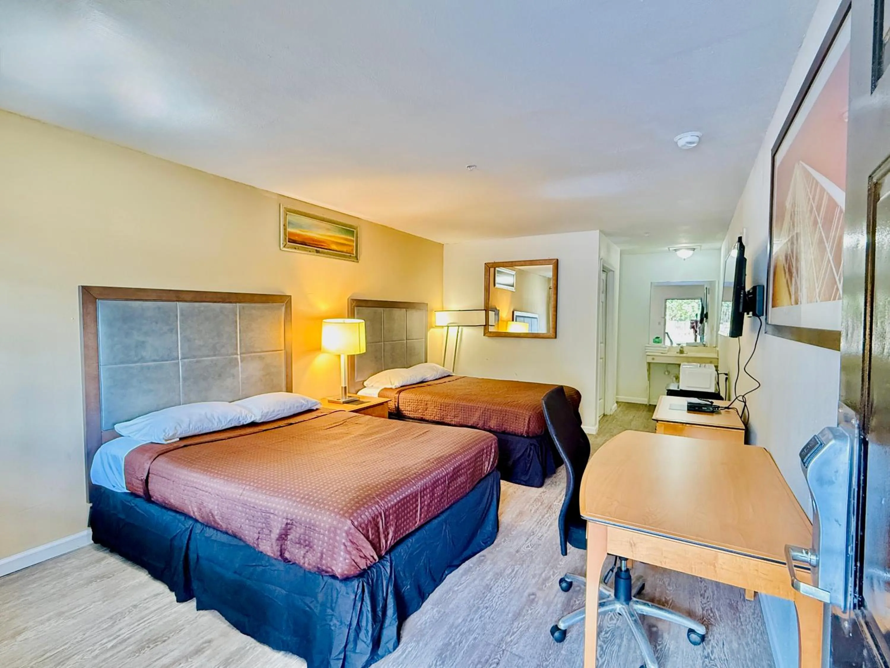 Bedroom, Bed in Woodbridge Inn By OYO Rome