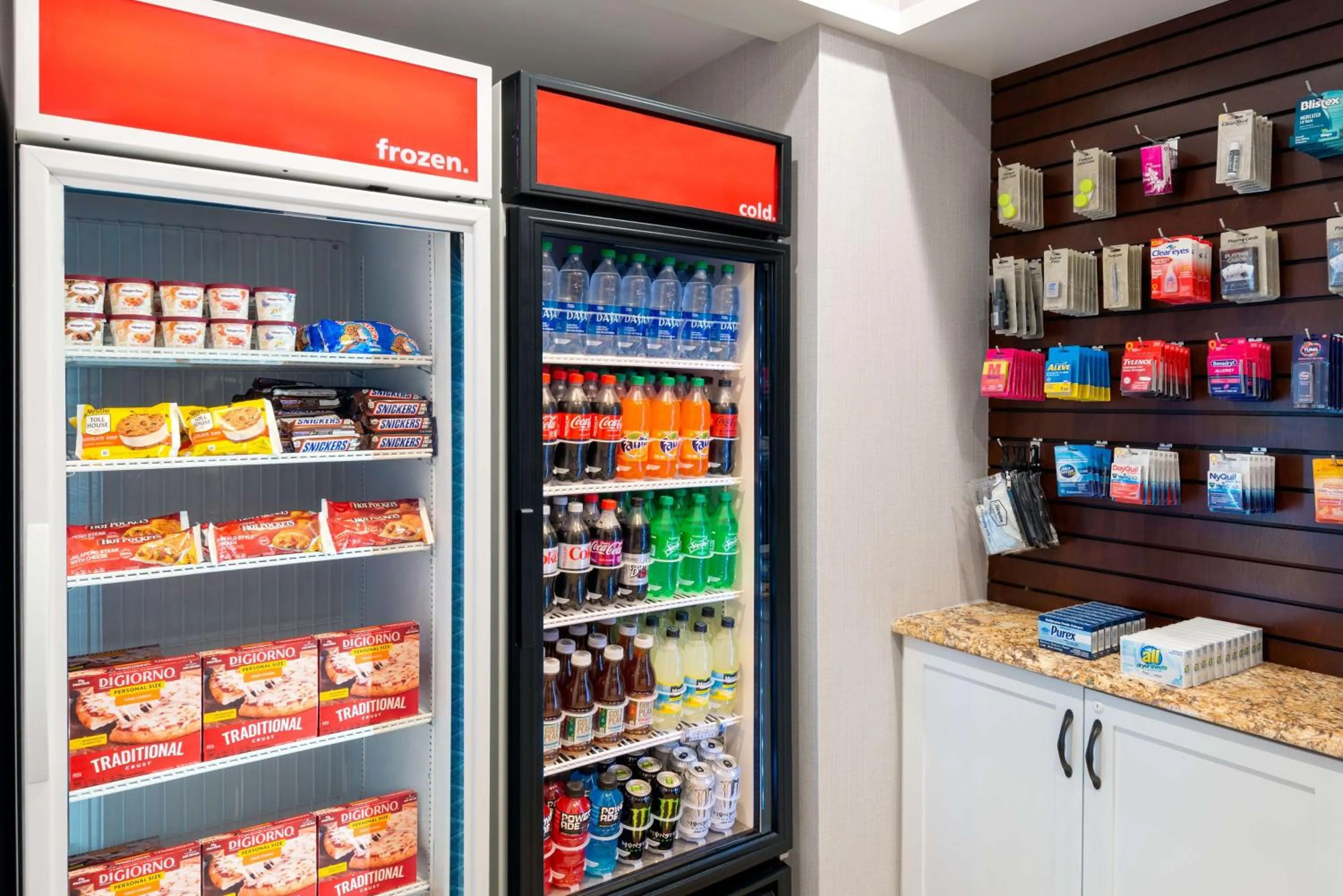 Restaurant/places to eat in Hampton Inn and Suites Hartford/Farmington