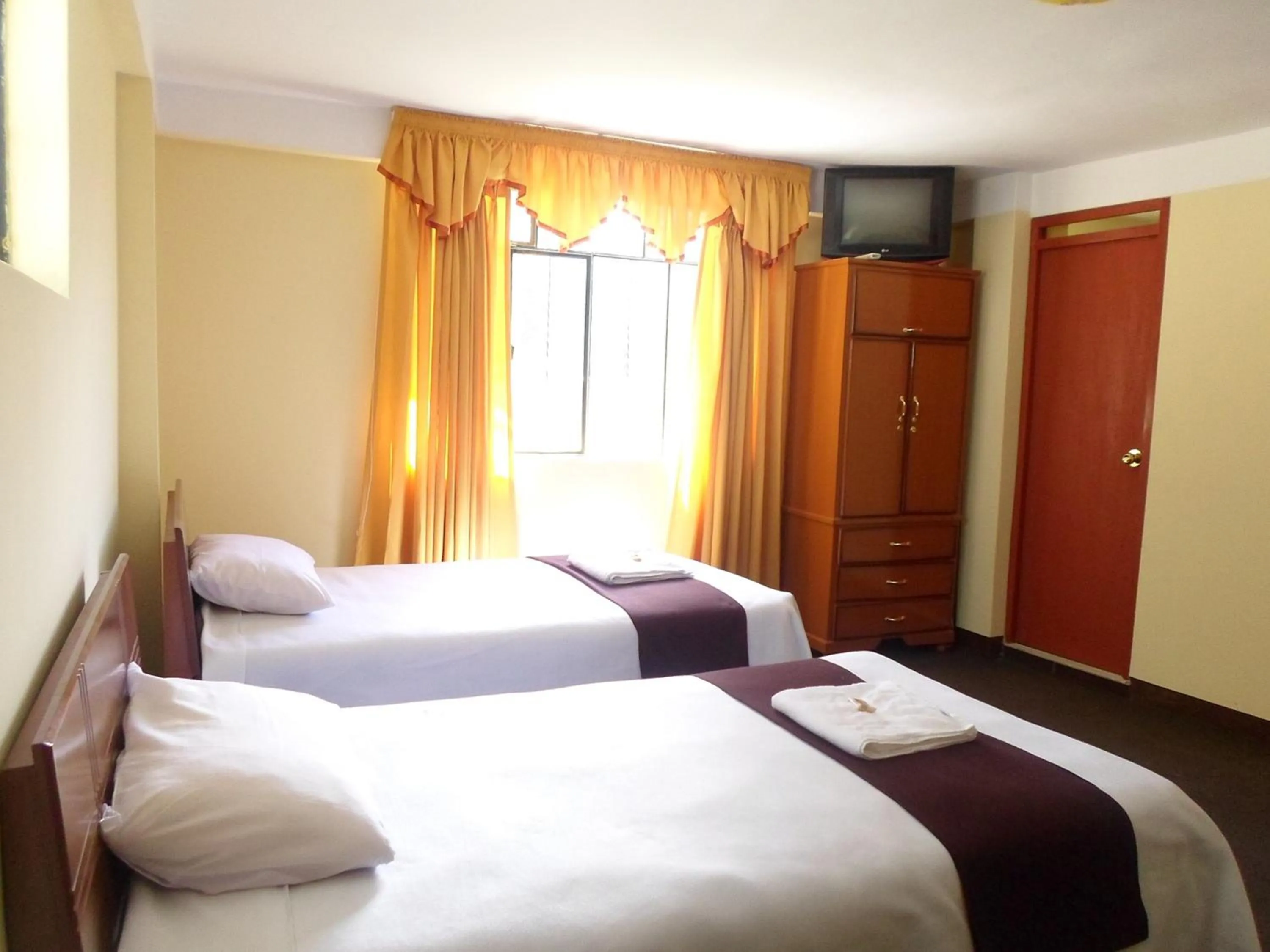 Bedroom, Bed in Hostal Casa del Montañista