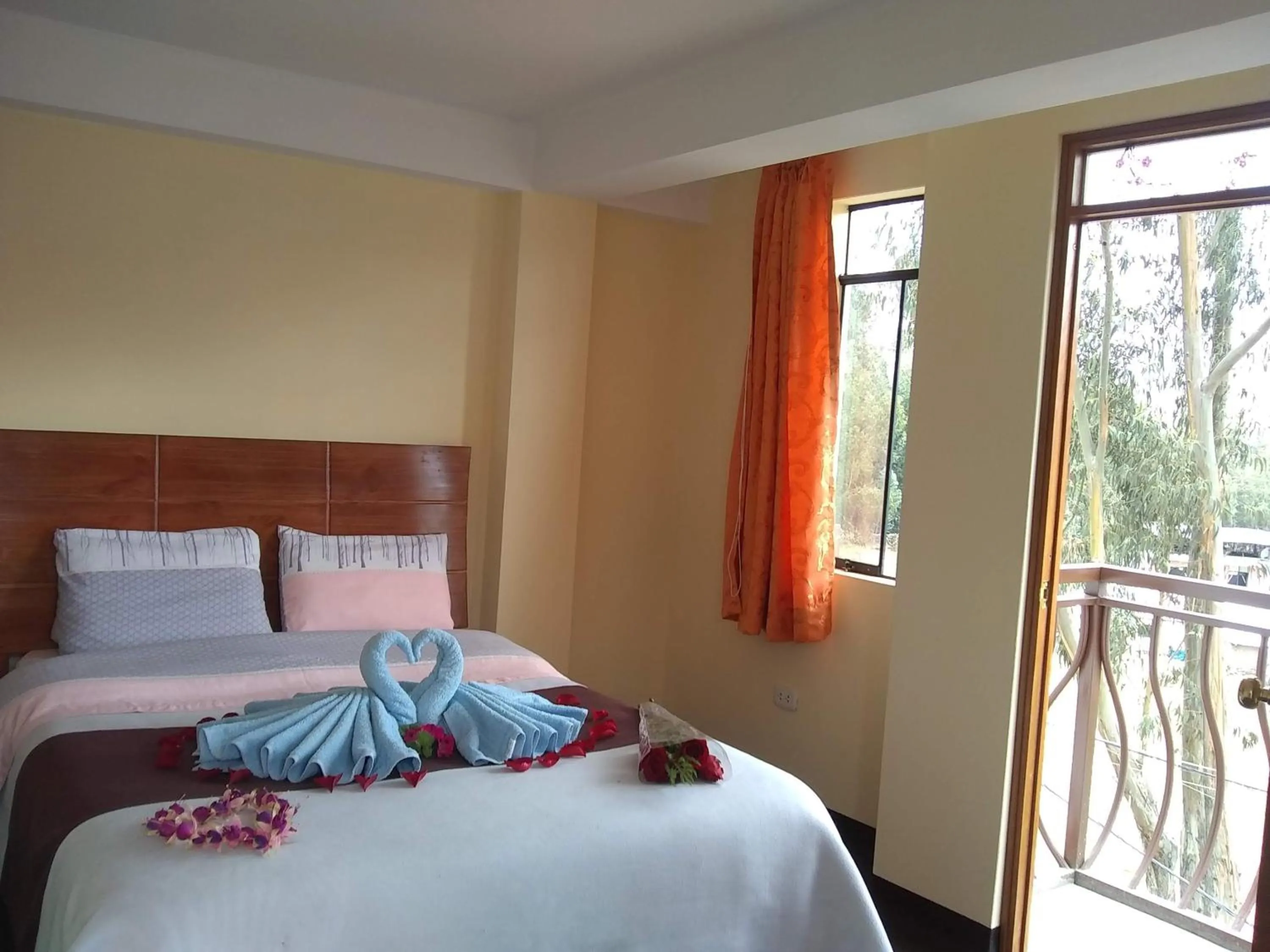 Bed in Hostal Casa del Montañista