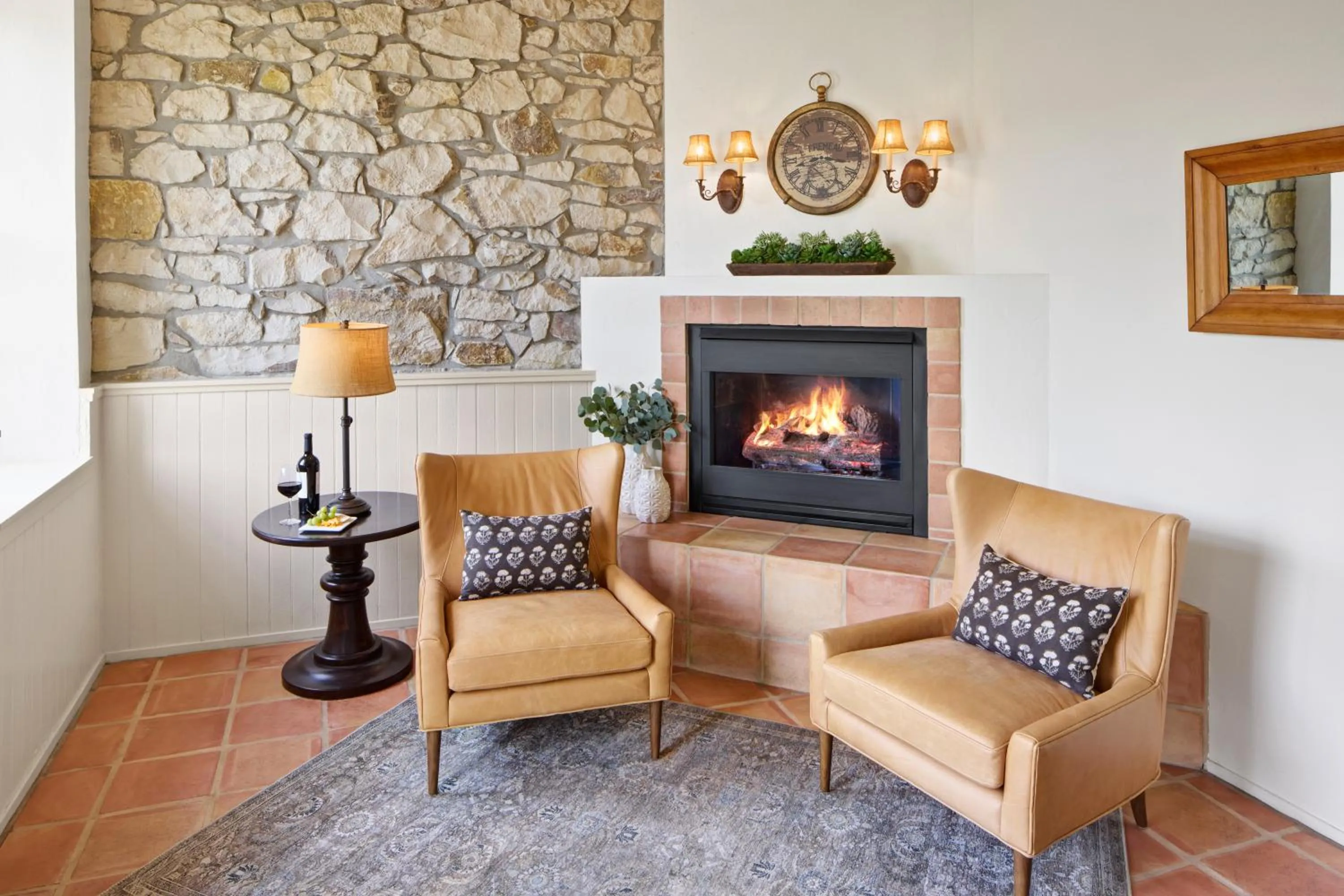 Lobby or reception in Maison Fleurie, A Four Sisters Inn