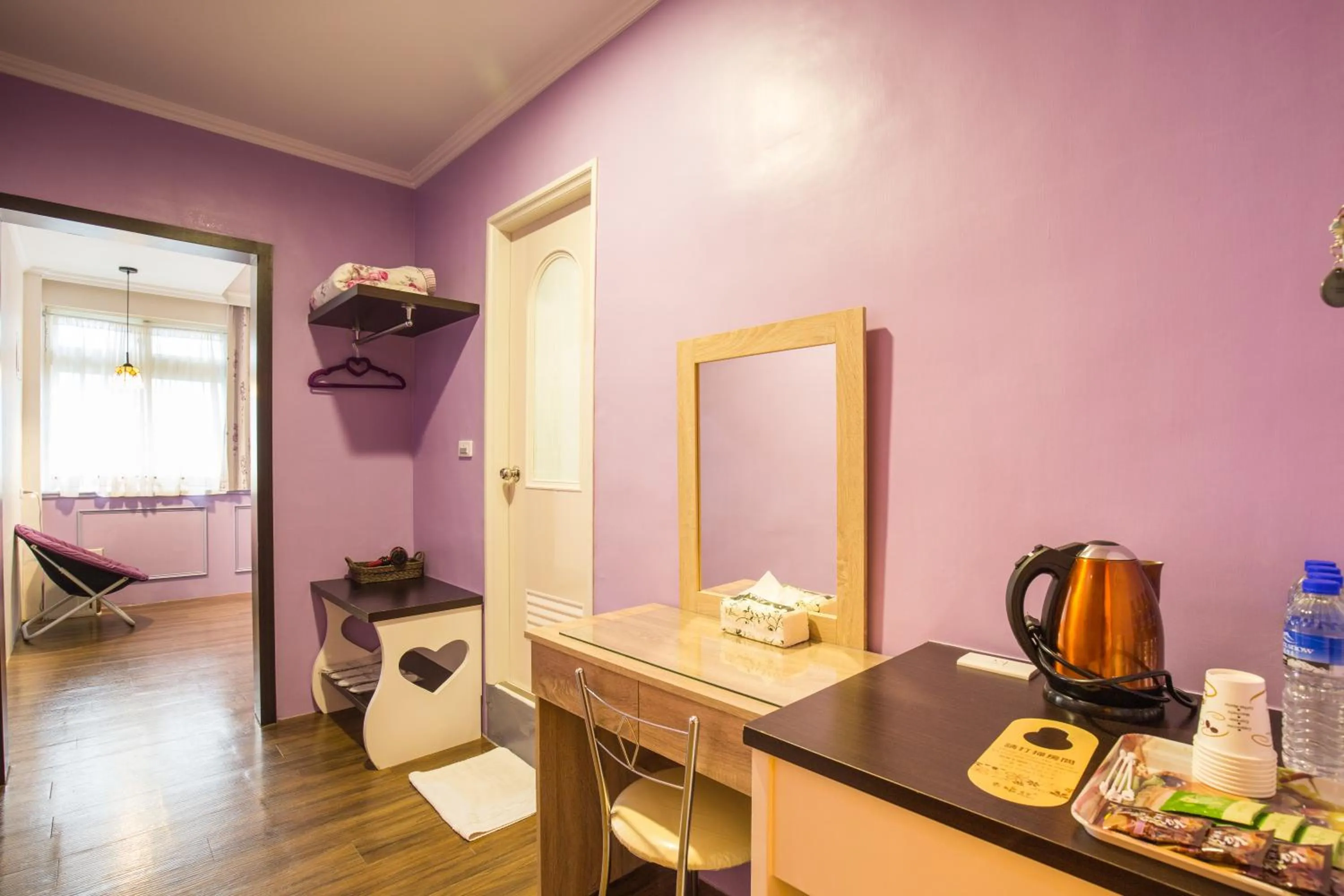 Photo of the whole room in N. Castle Hotel