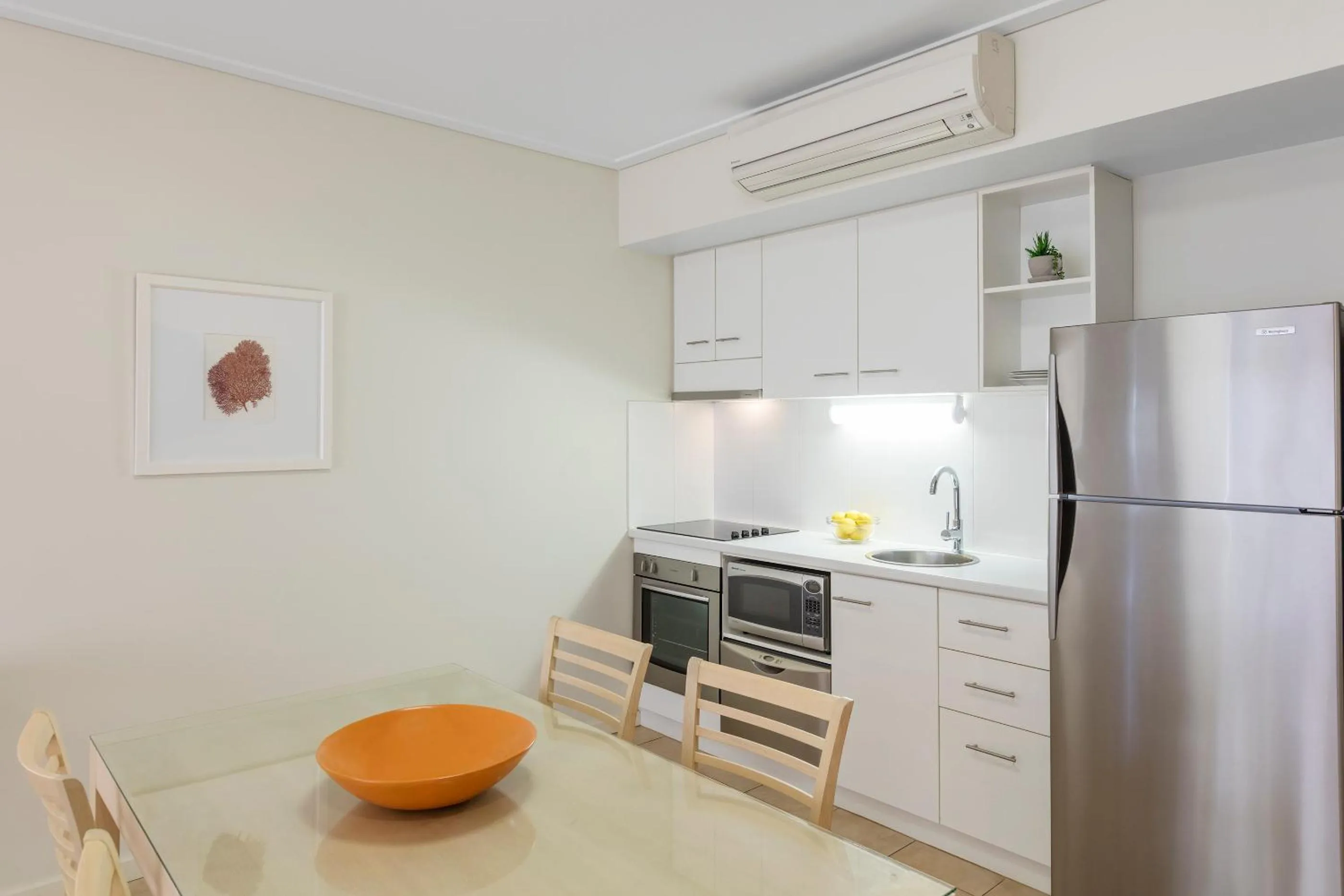 Kitchen or kitchenette in Nesuto Geraldton