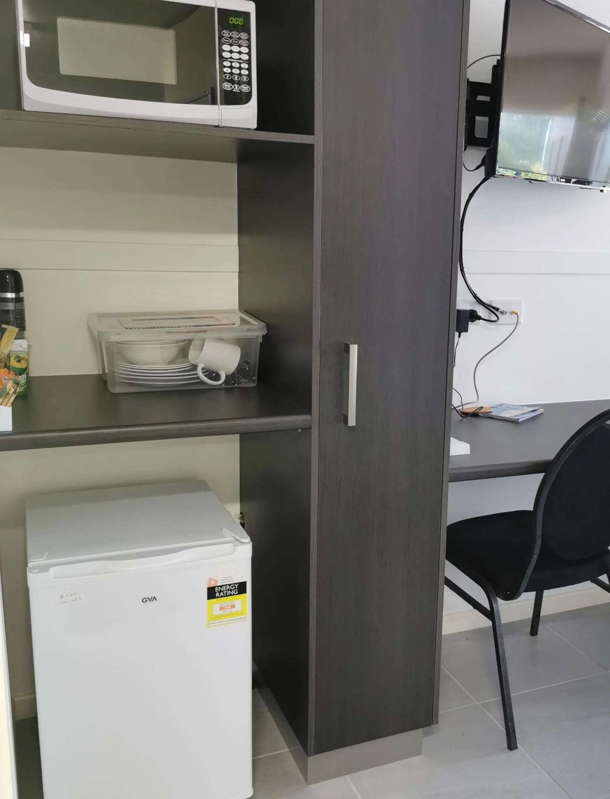 minibar in Gallery Motel