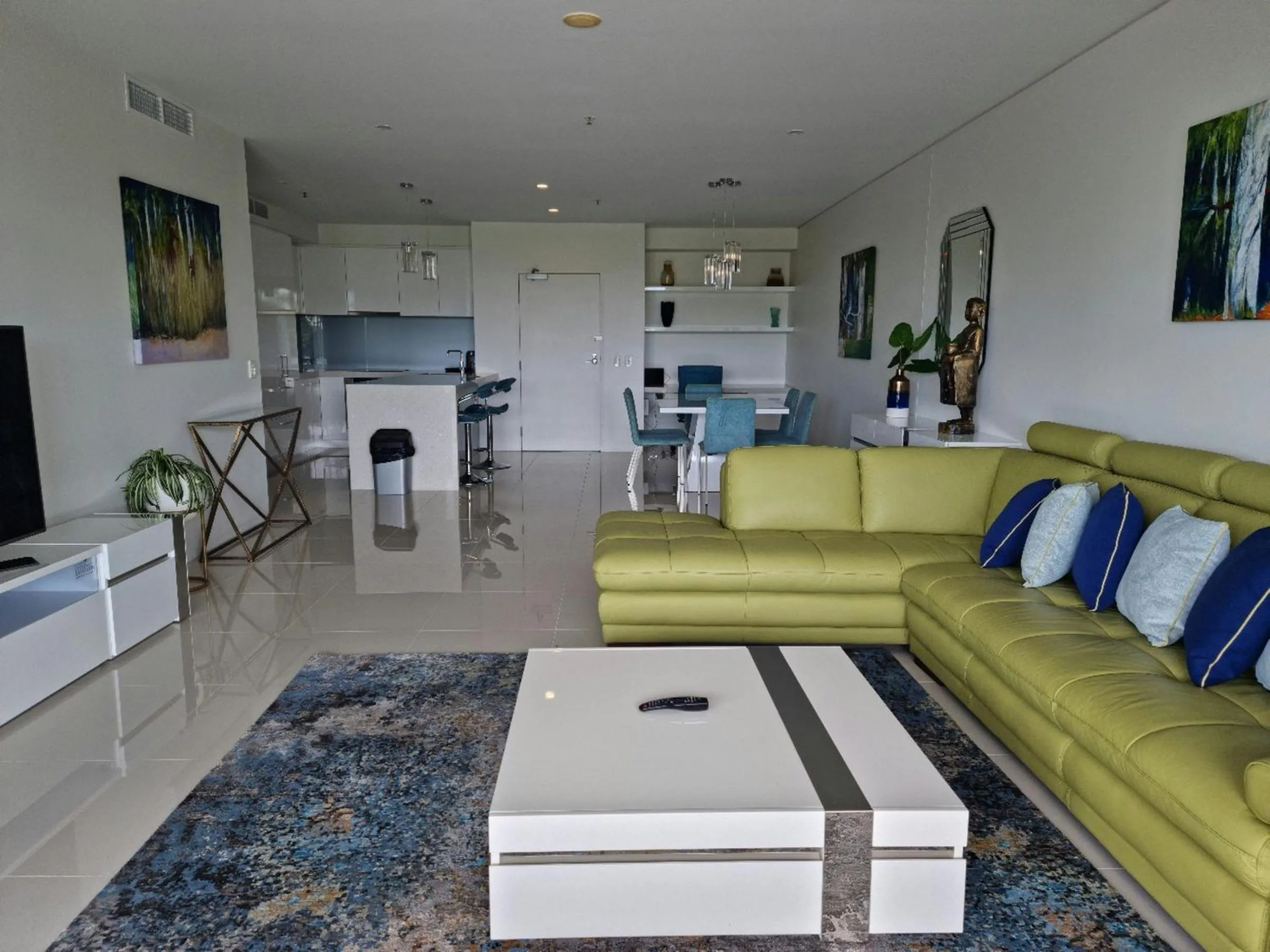 Living room in Cairns Private Apartments