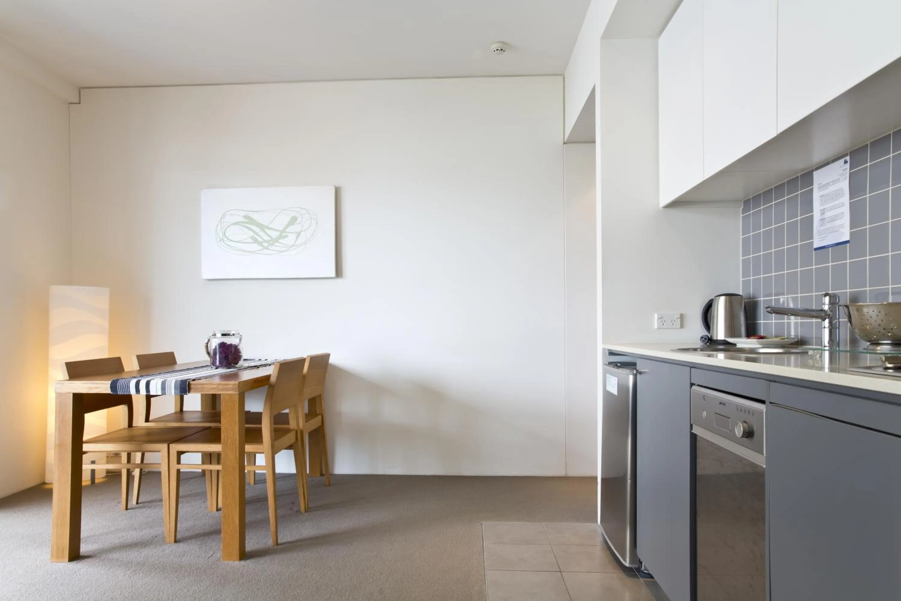 Dining area in Cairns Private Apartments