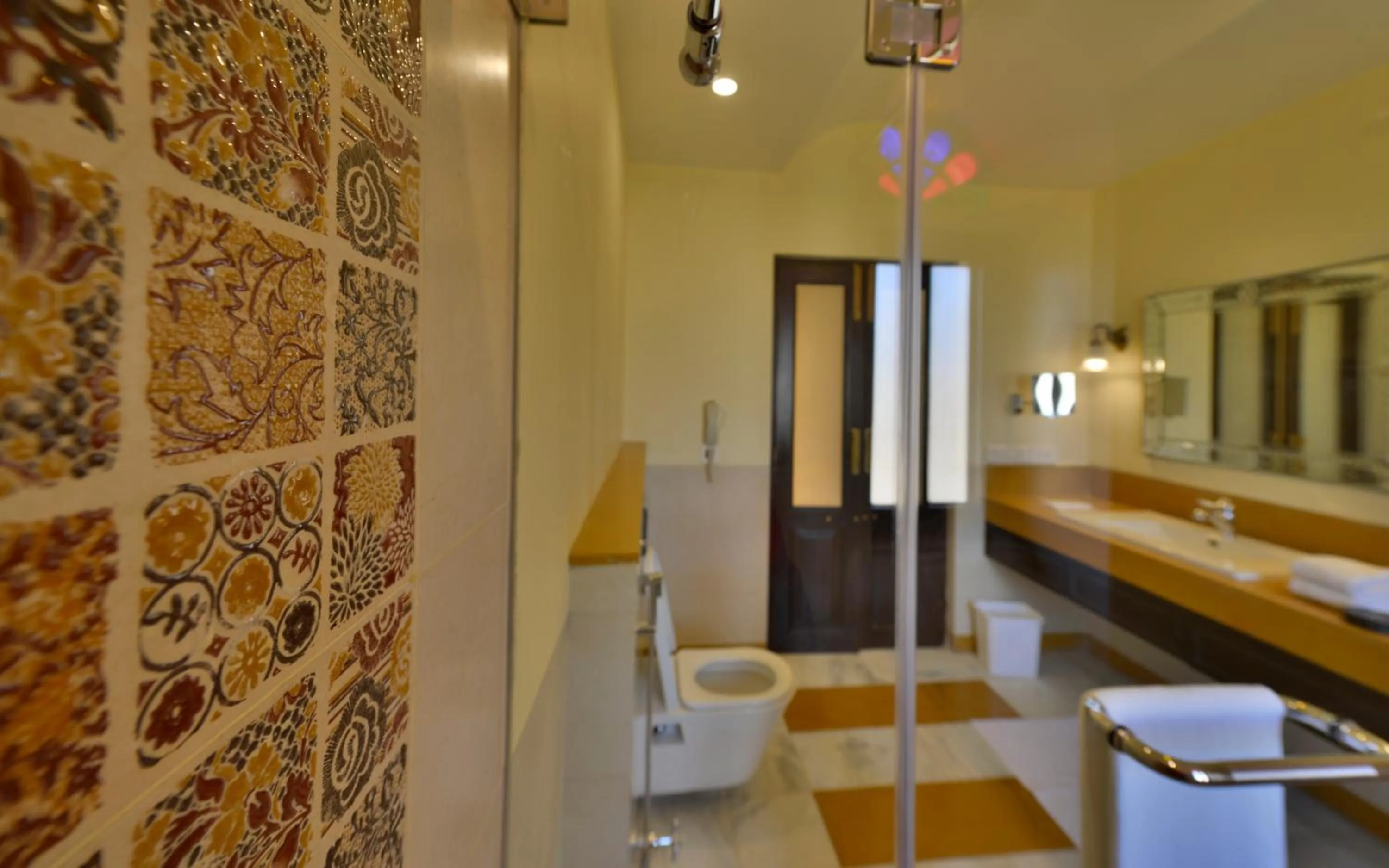 Bathroom in Hotel Jaisalkot