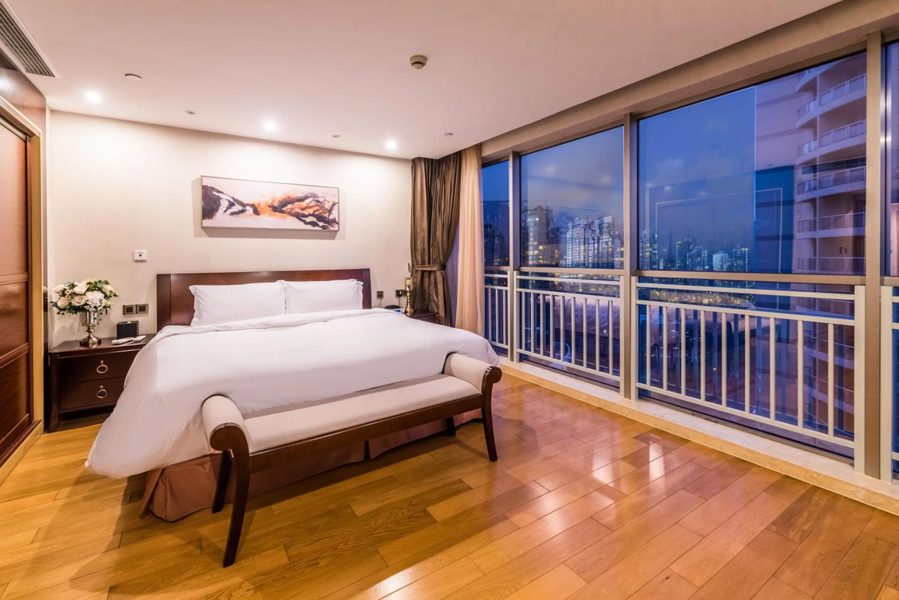 Bedroom, Bed in Green Court Residence Jinqiao Diamond Shanghai