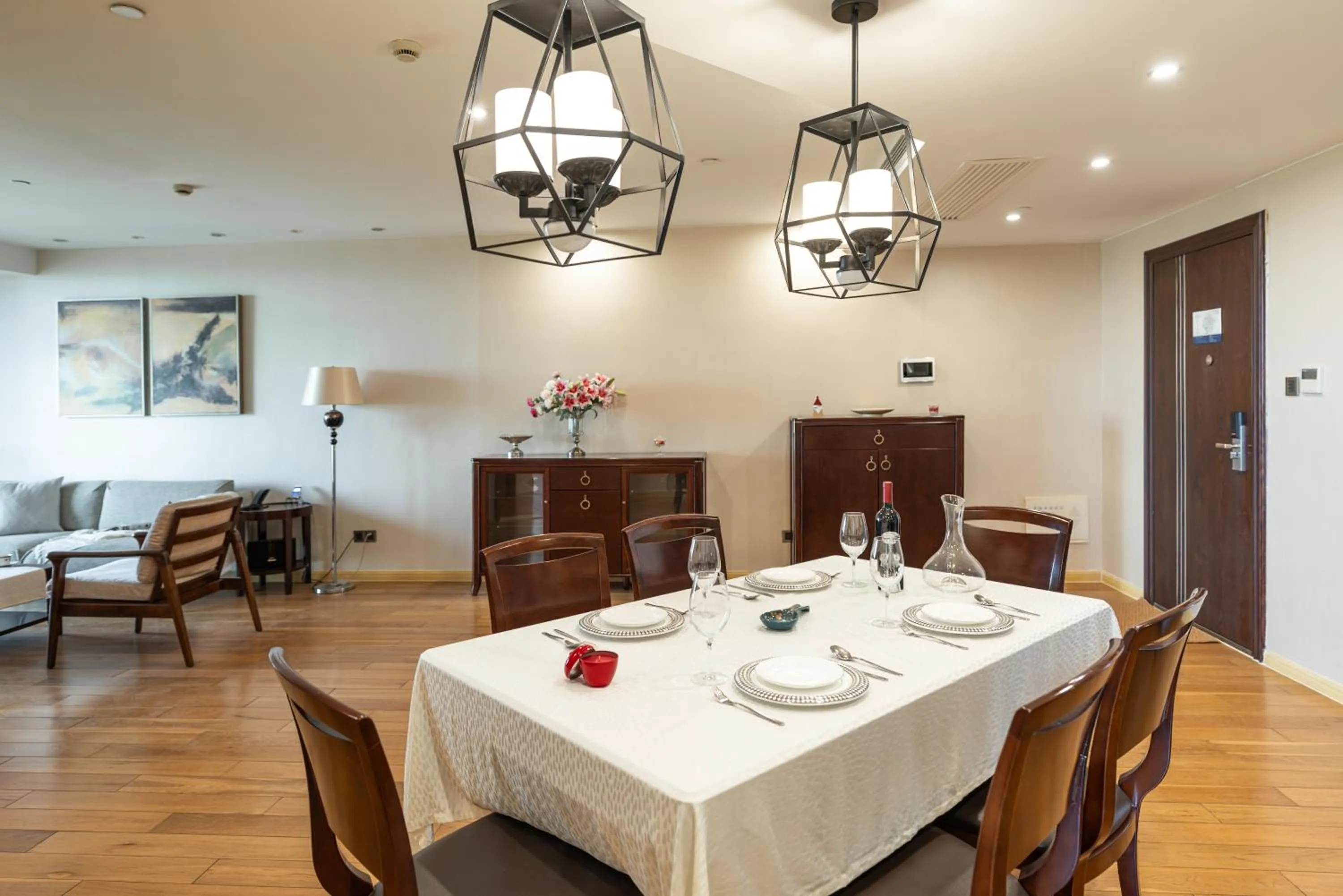 Dining area in Green Court Residence Jinqiao Diamond Shanghai