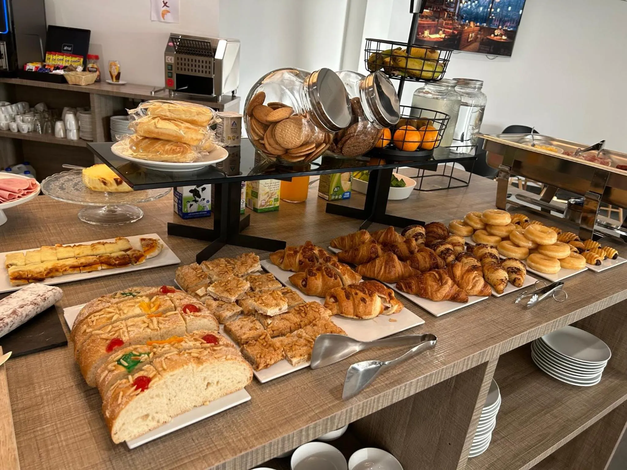 Meals in Hotel L'Escala Centre