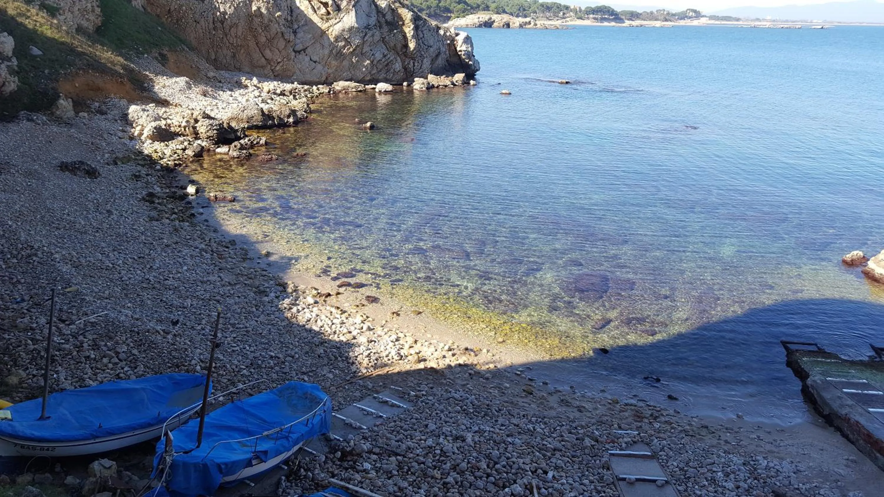 Fishing in Hotel L'Escala Centre
