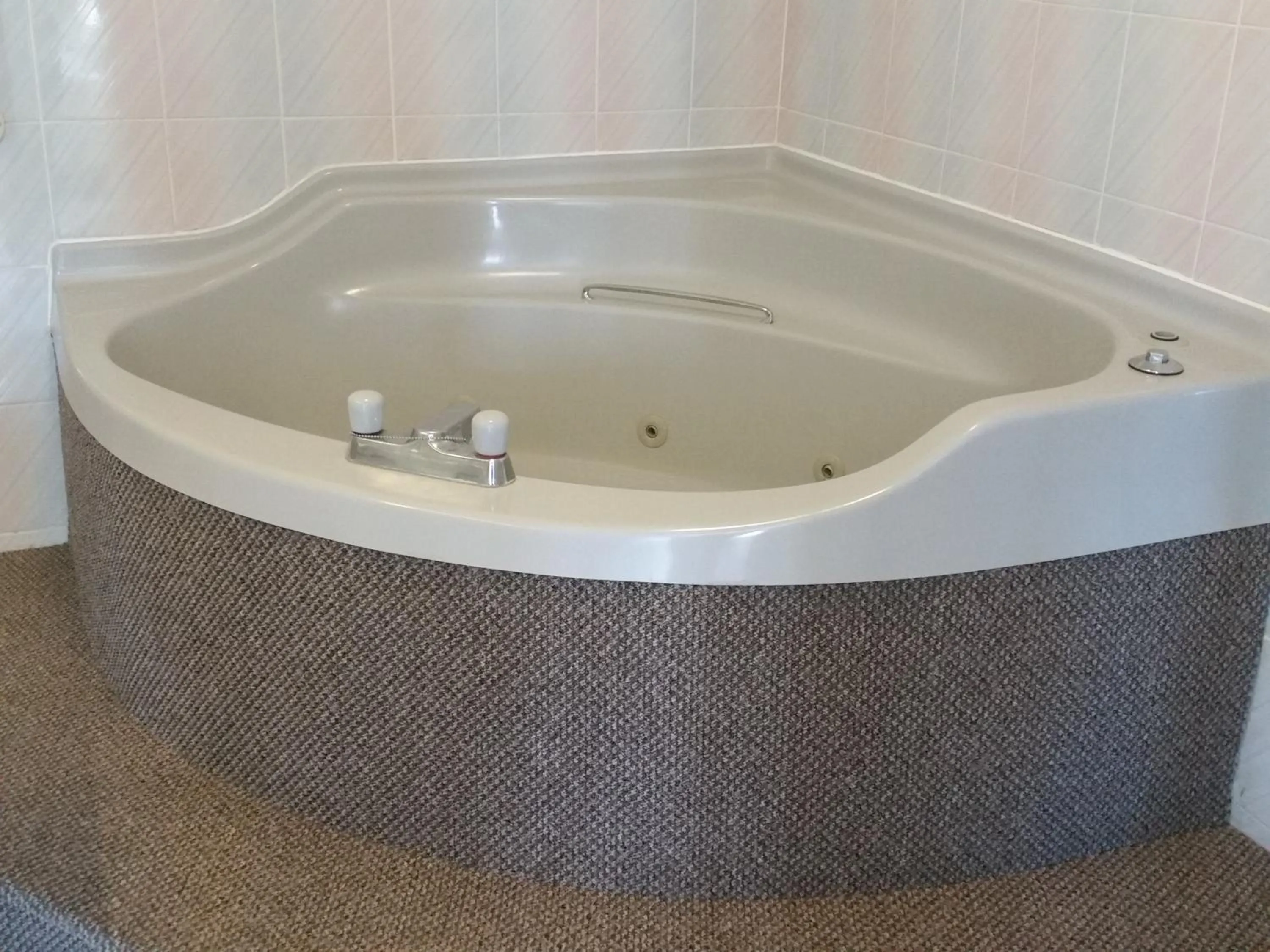 Bathroom in The Bridge Hotel