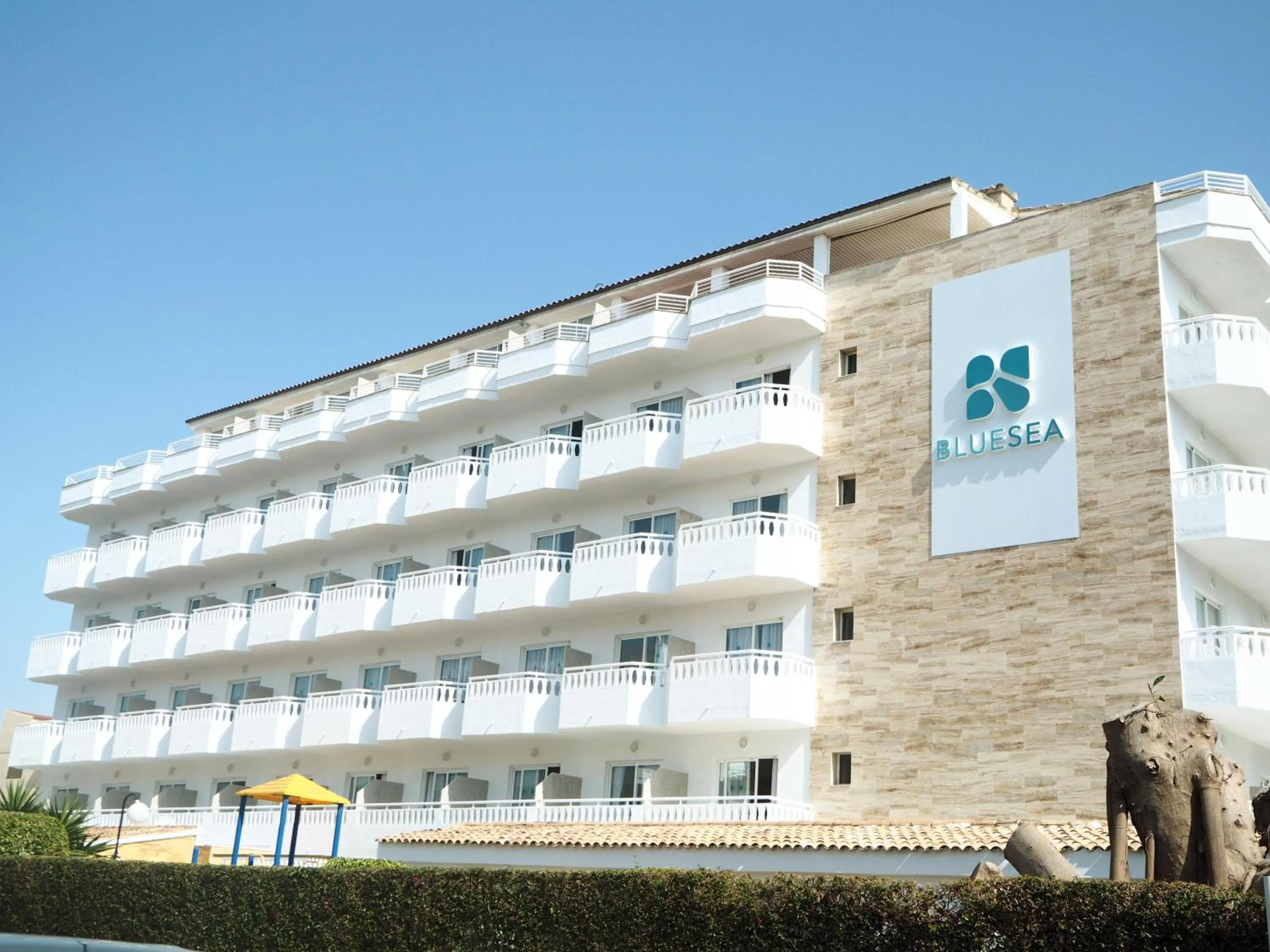 Property building in BLUESEA Don Jaime