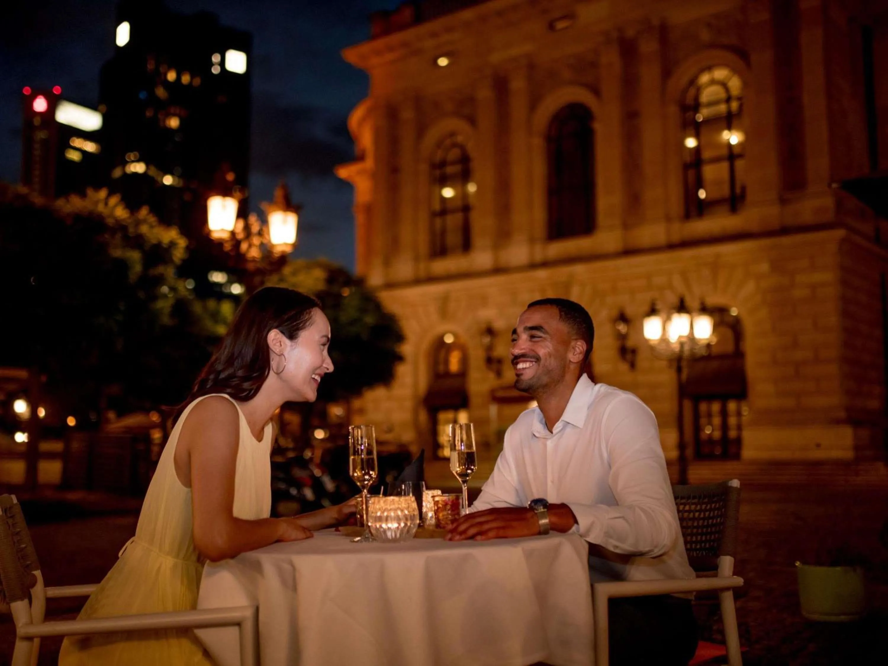 Restaurant/places to eat in Sofitel Frankfurt Opera