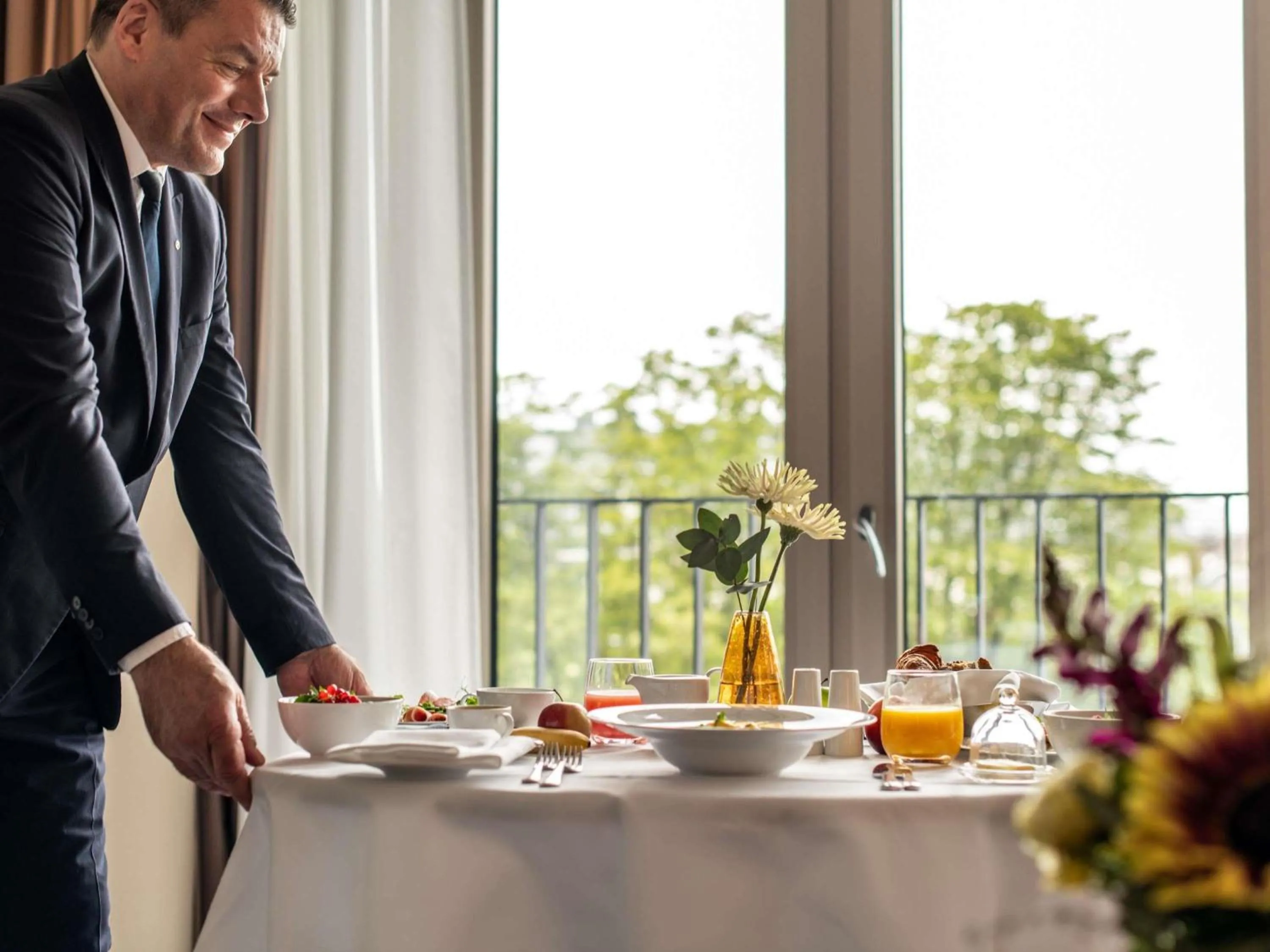 Bedroom in Sofitel Frankfurt Opera