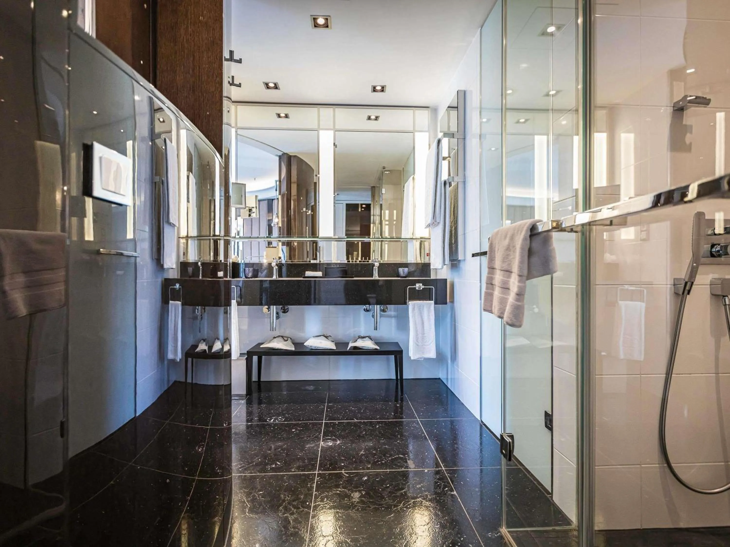 Bedroom in Sofitel Frankfurt Opera