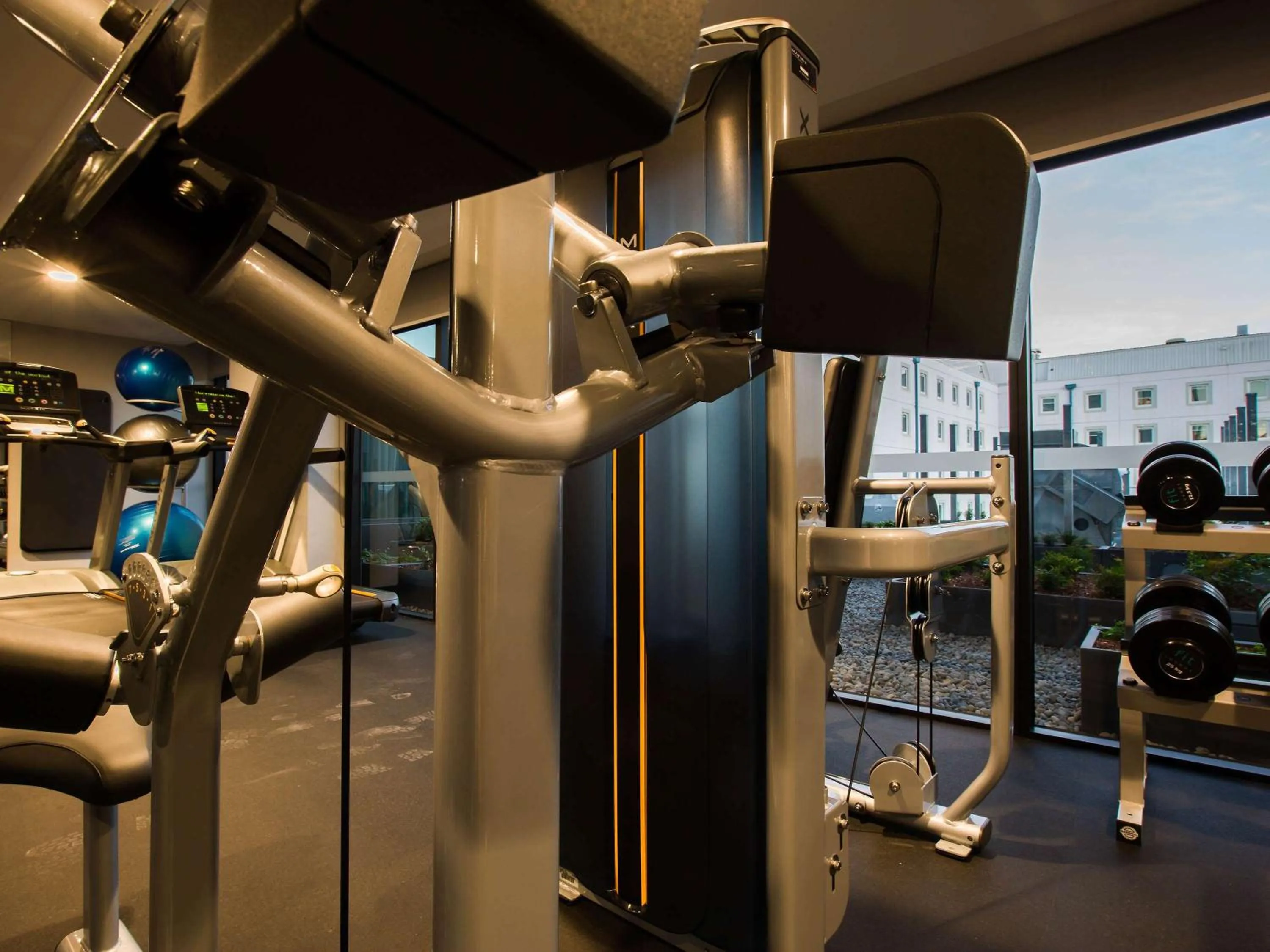 Fitness centre/facilities in Pullman Sydney Airport