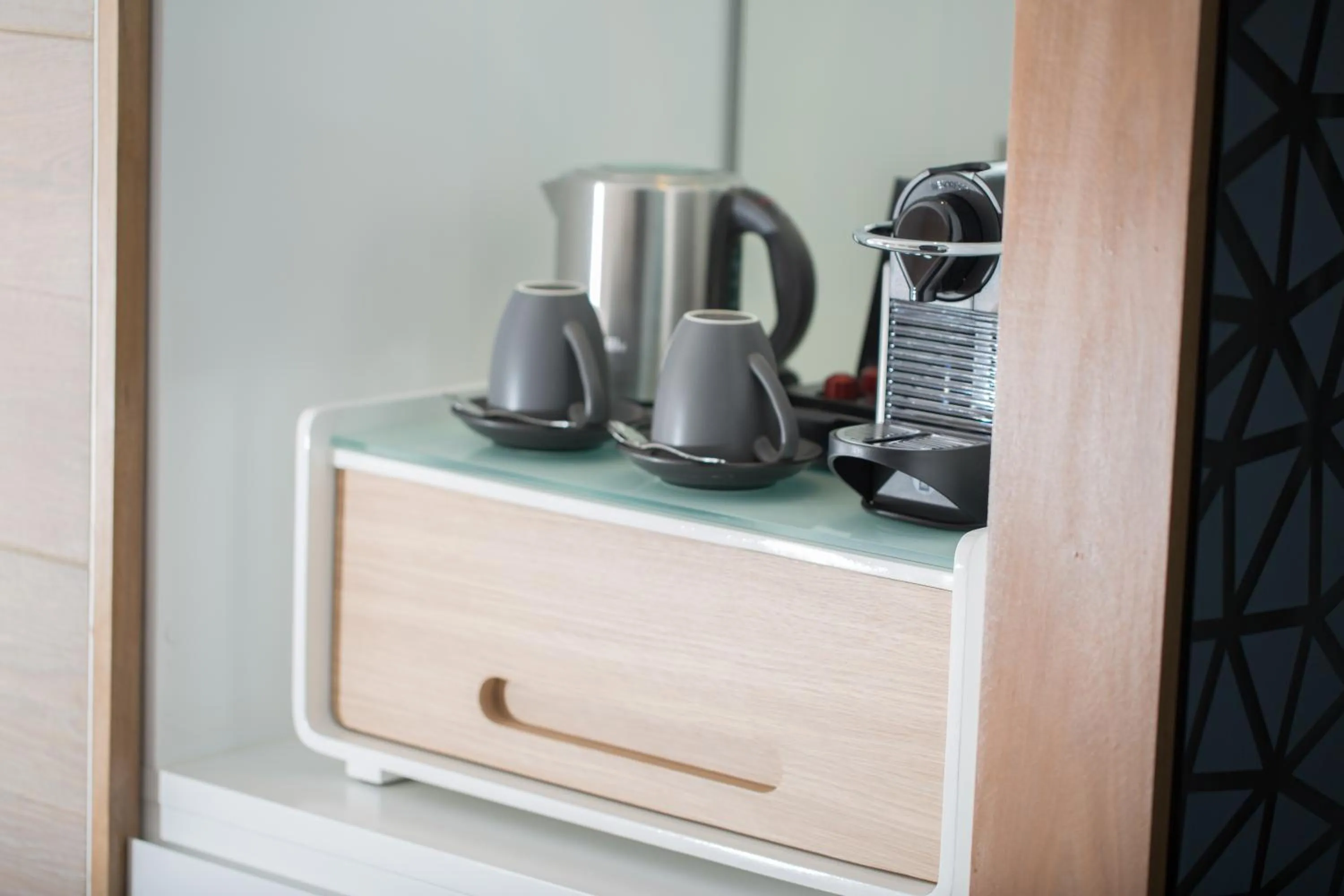 Coffee/tea facilities in Pullman Sydney Airport
