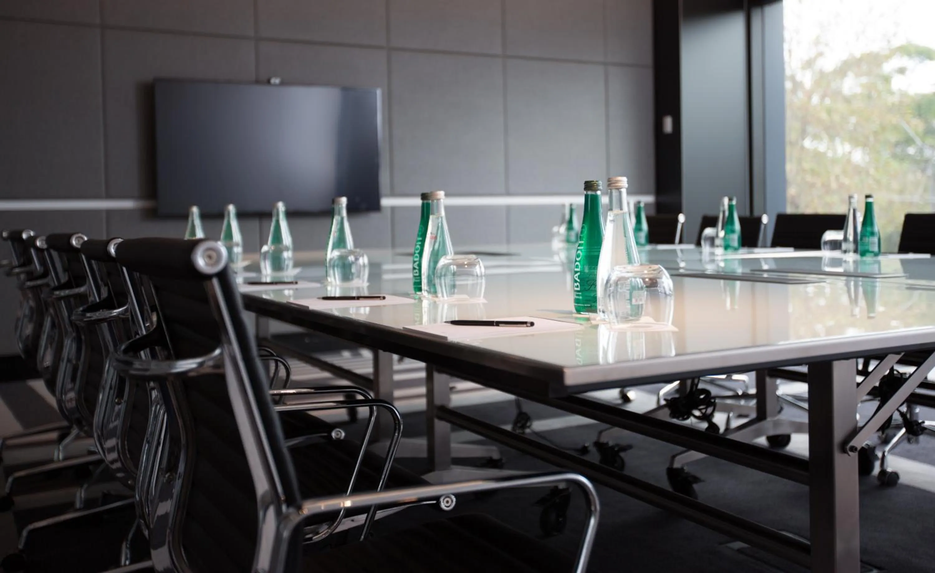 Business facilities in Pullman Sydney Airport