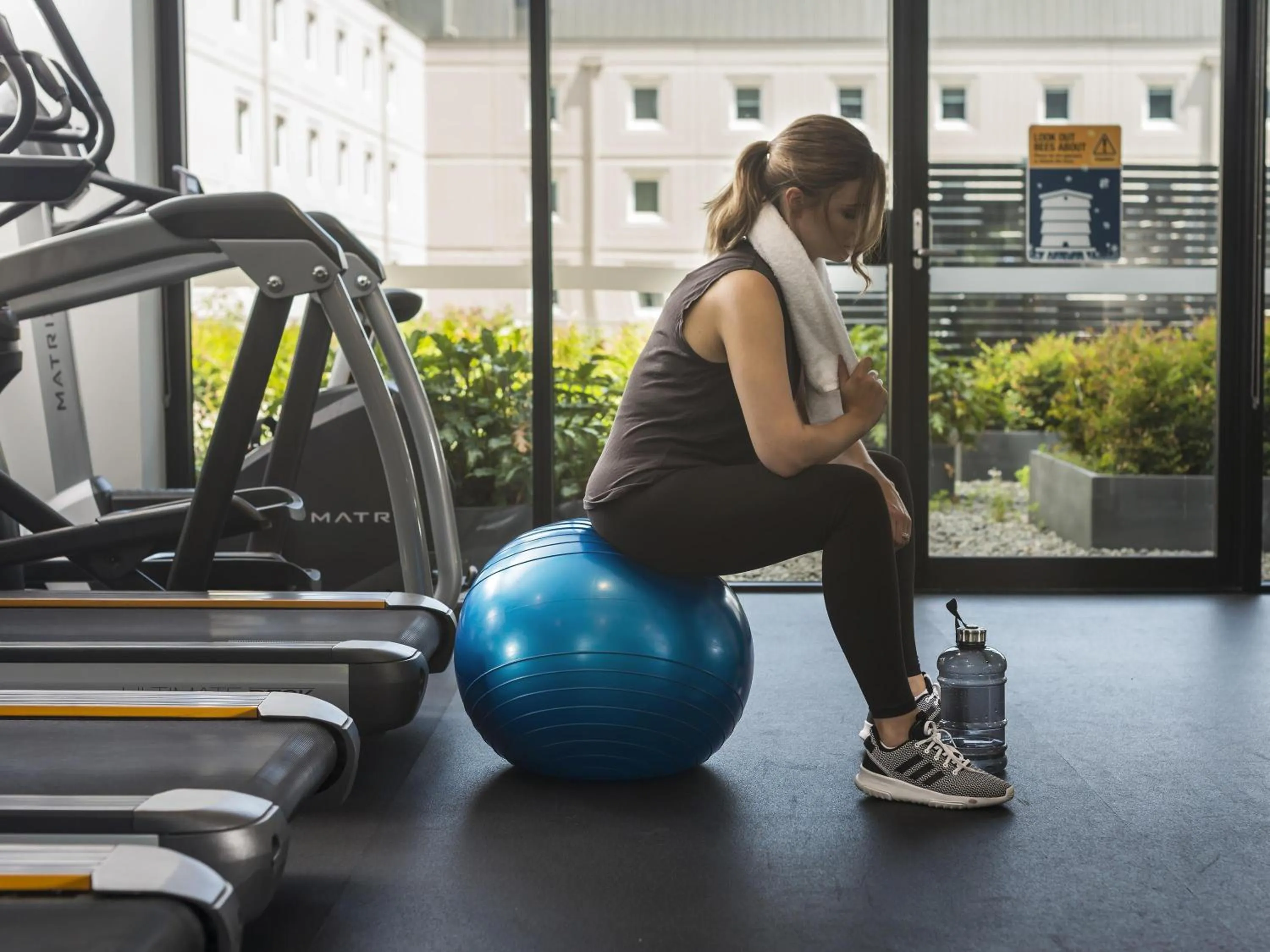 Fitness centre/facilities in Pullman Sydney Airport