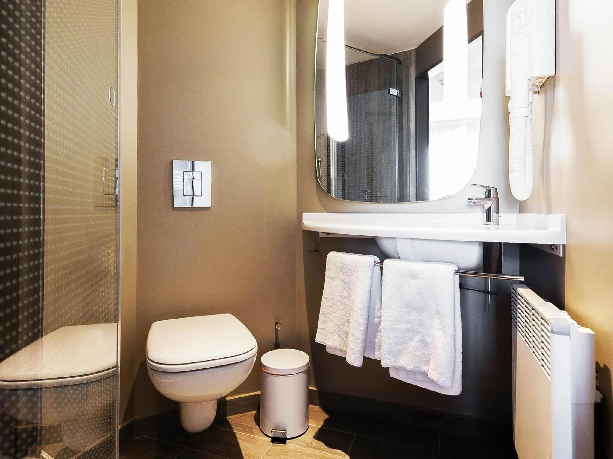 Standard Double Room in Ibis Poznan Polnoc Standard Double Room in Ibis Poznan Polnoc