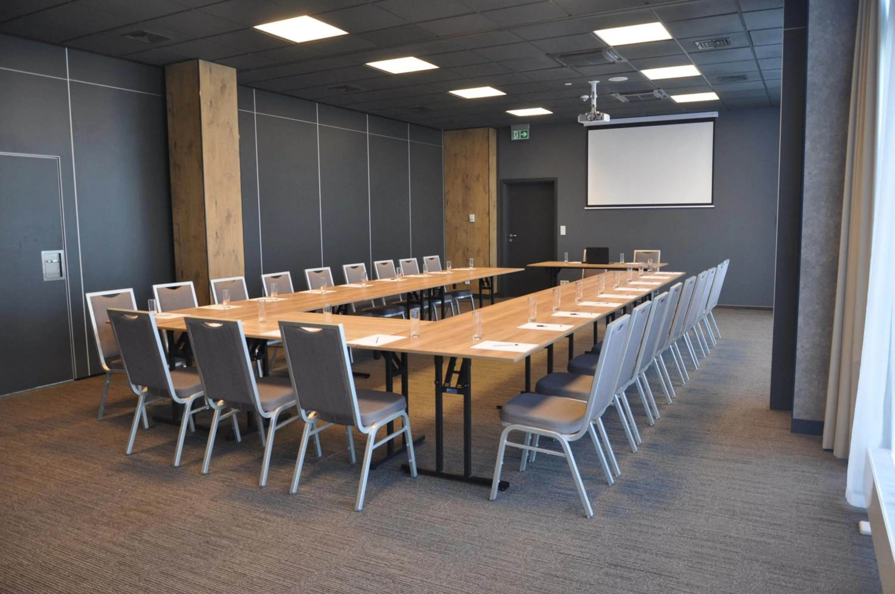 Meeting/conference room in Ibis Poznan Polnoc