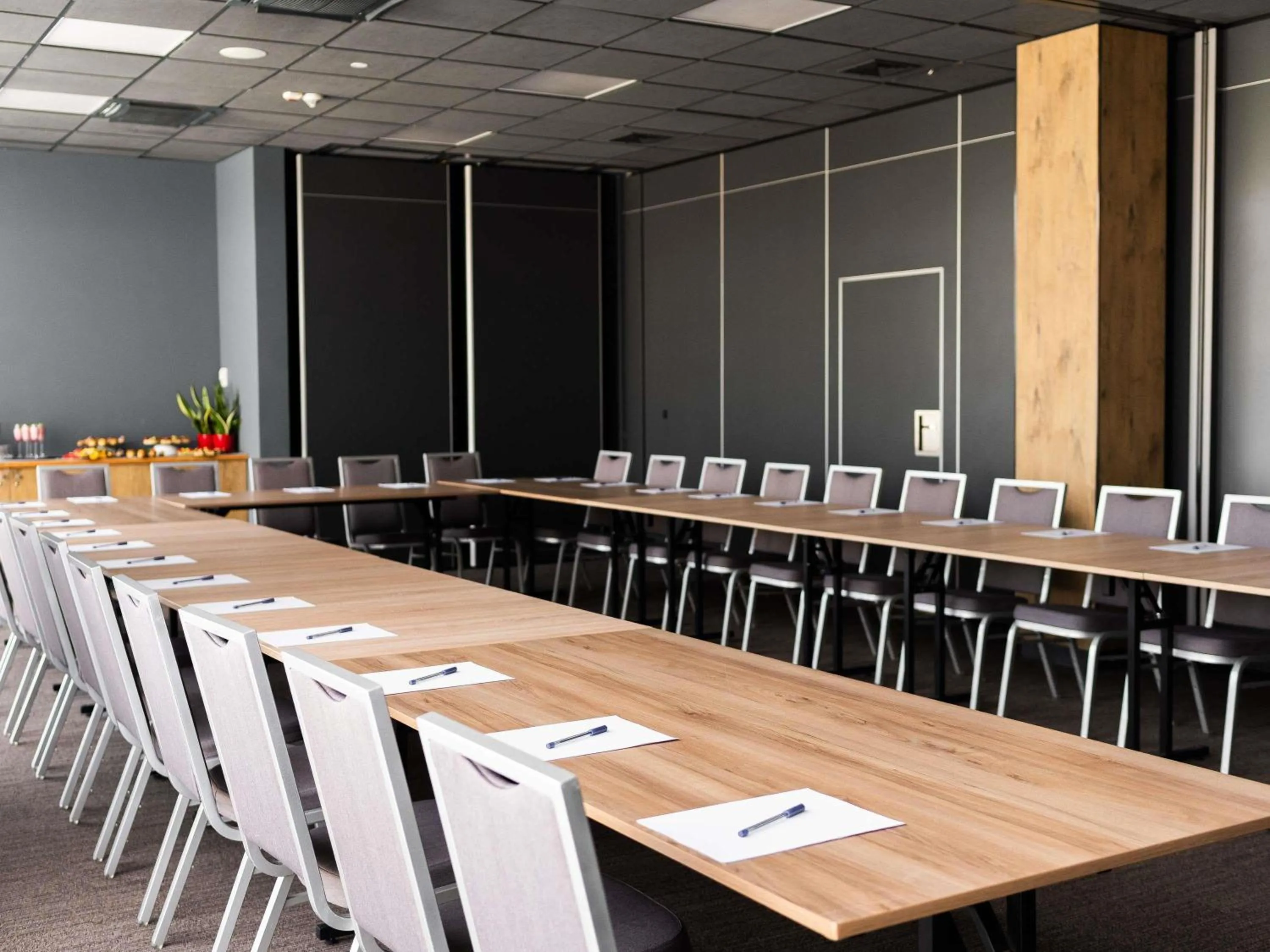 Meeting/conference room in Ibis Poznan Polnoc