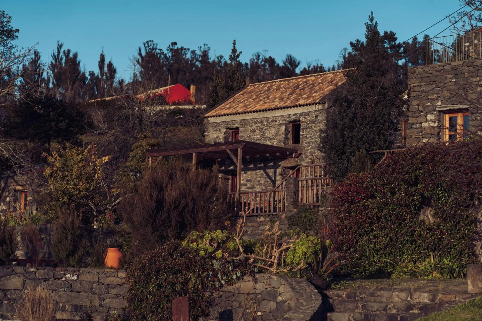 Property building in Casas da Levada