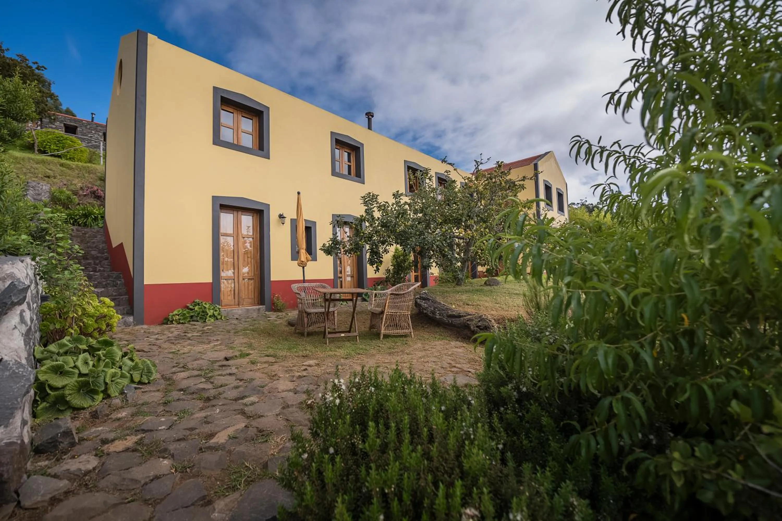 Property building in Casas da Levada