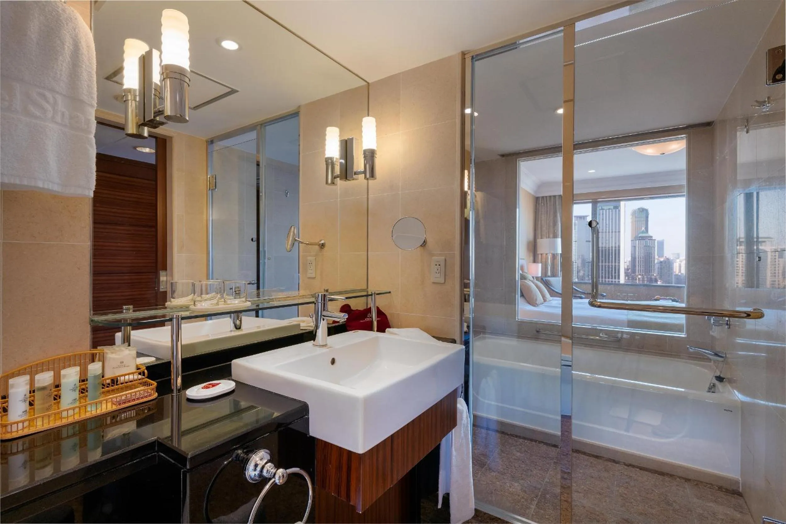 Bathroom in Okura Garden Hotel Shanghai