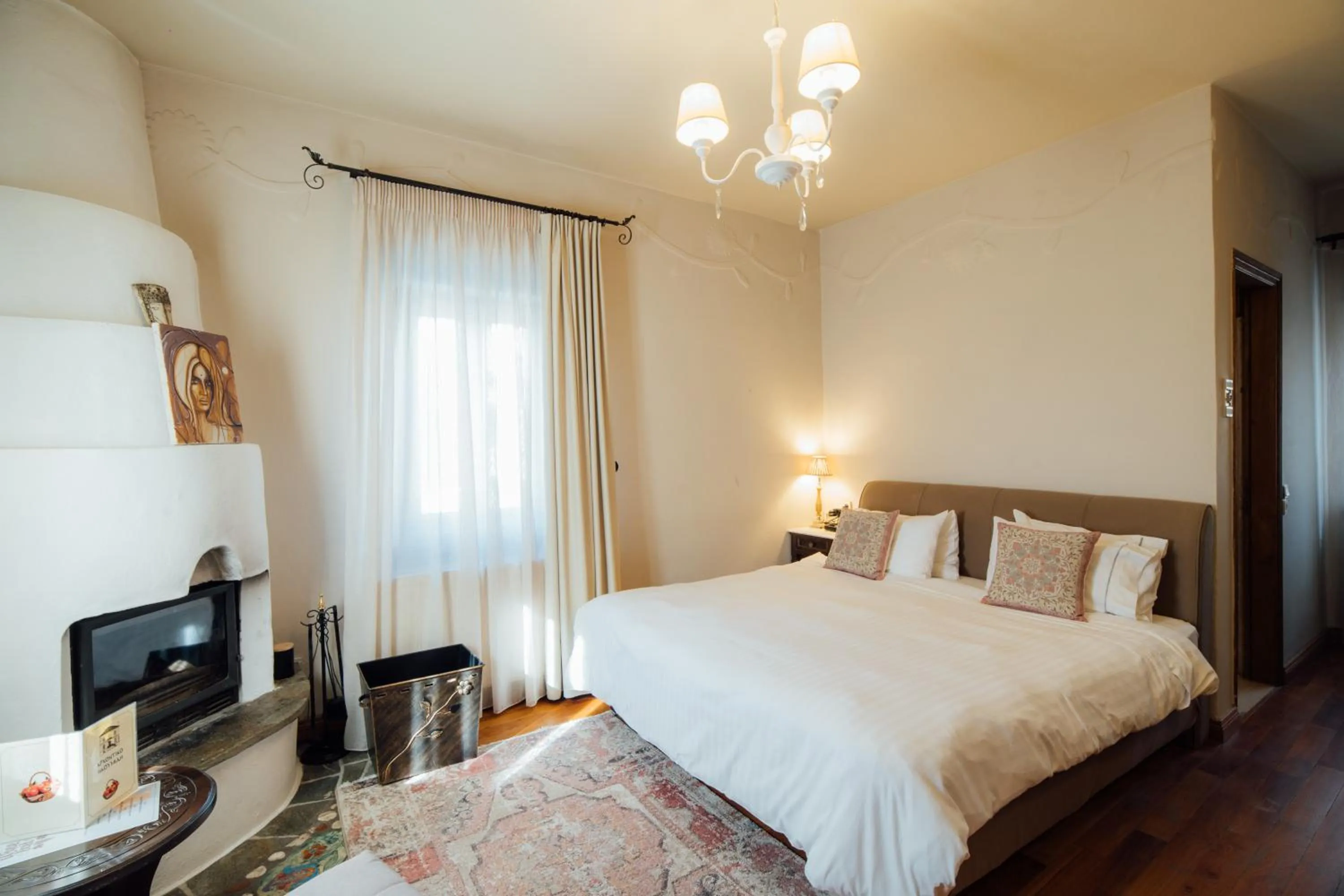 Bed in Archontiko Naoumidi