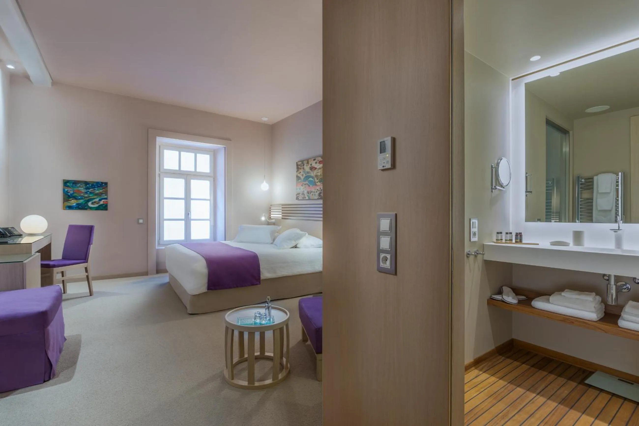 Photo of the whole room, Bed in Hydrama Grand Hotel