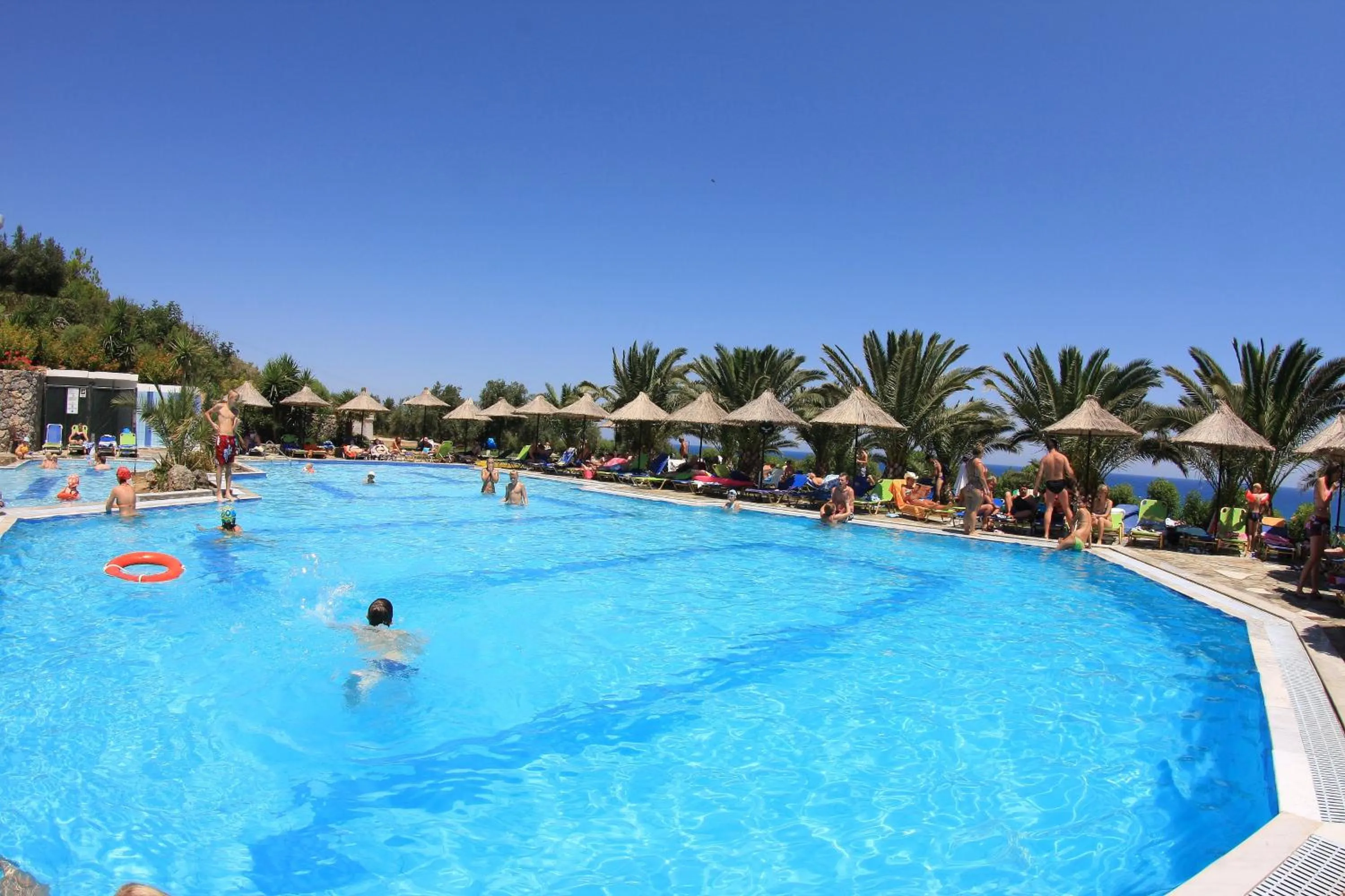 Swimming pool in Mediterraneo Hotel
