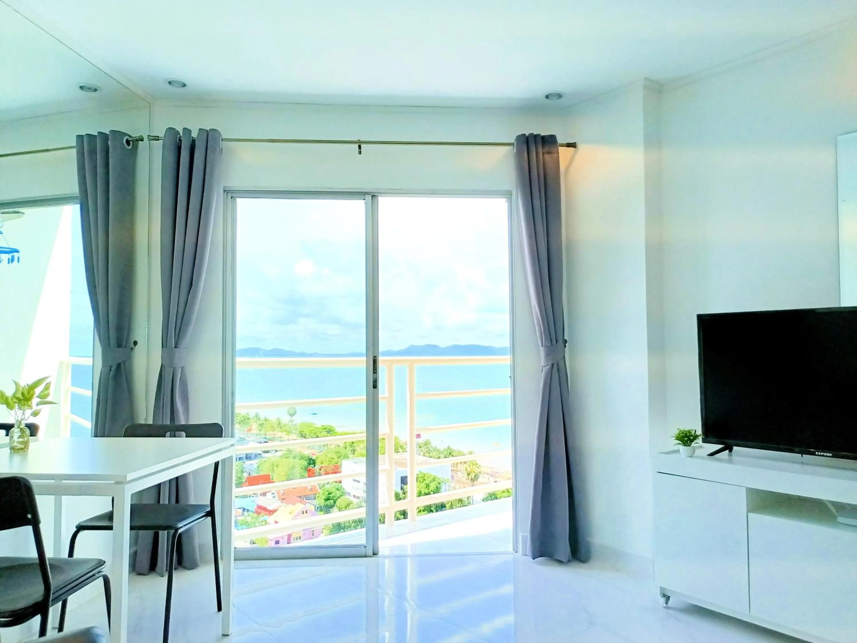 View (from property/room) in Sea View Beachfront Condos Pattaya Jomtien Beach