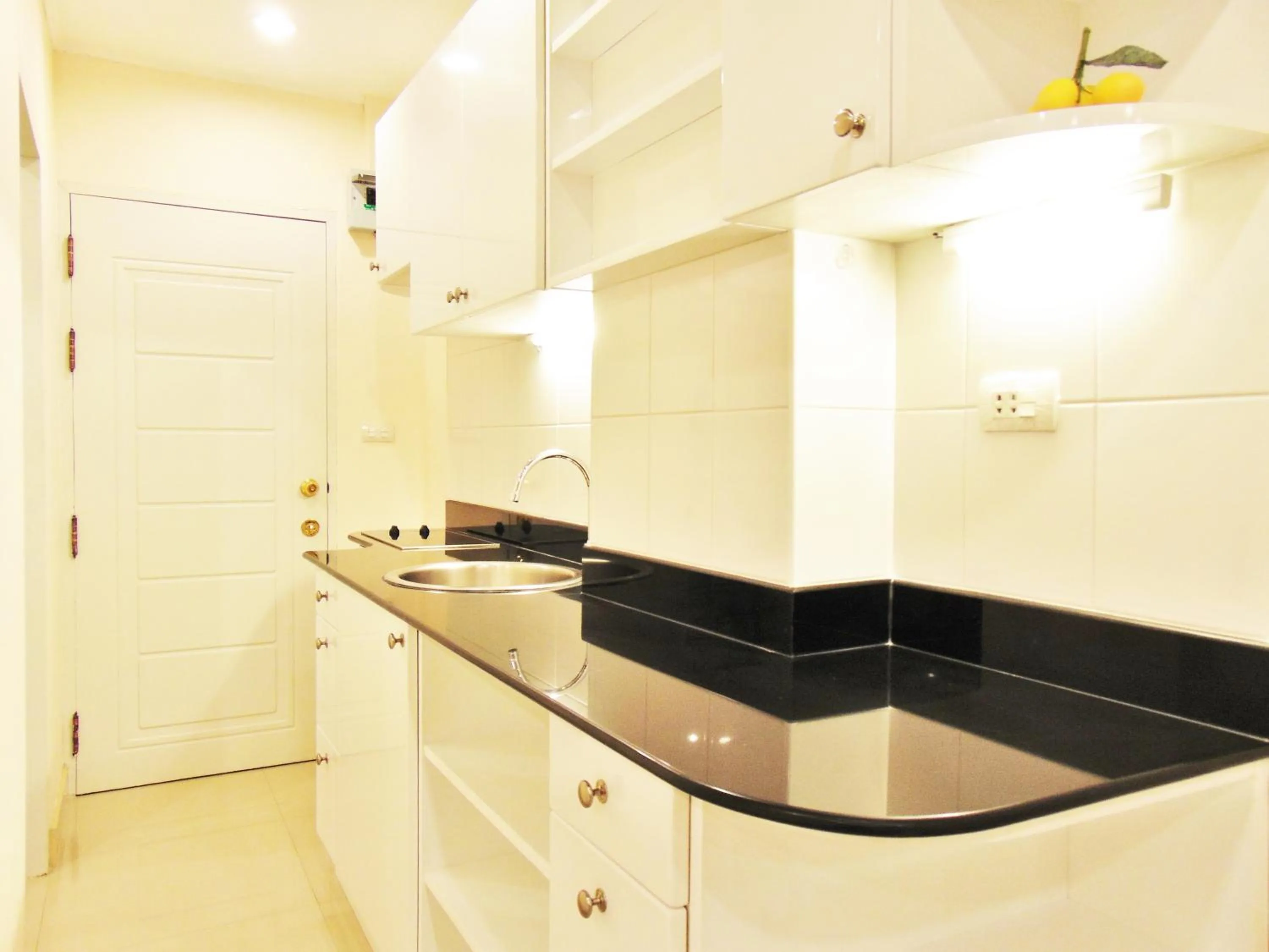 Kitchen or kitchenette in Sea View Beachfront Condos Pattaya Jomtien Beach