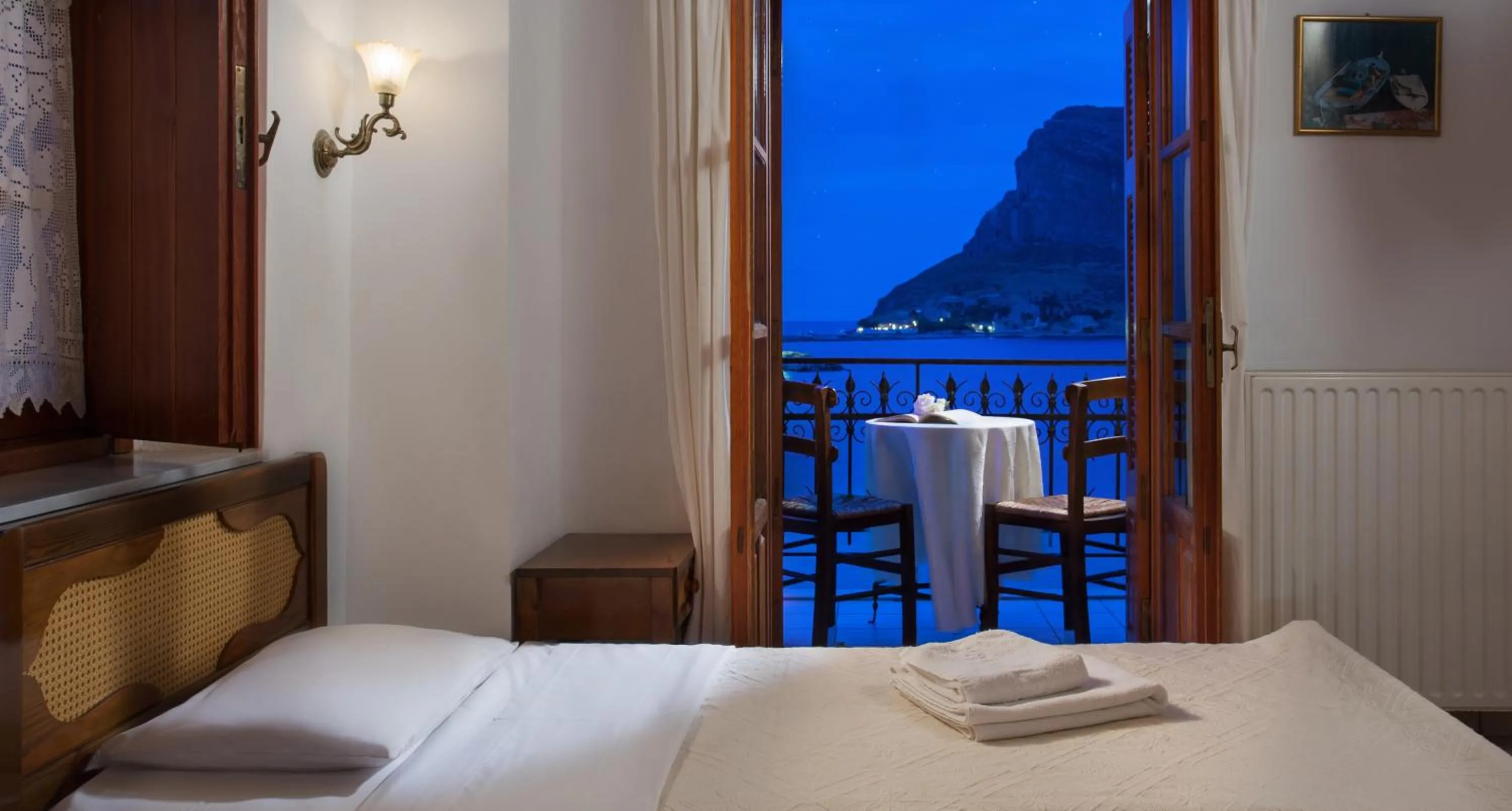 Balcony/Terrace, Bed in Petrino Guesthouse