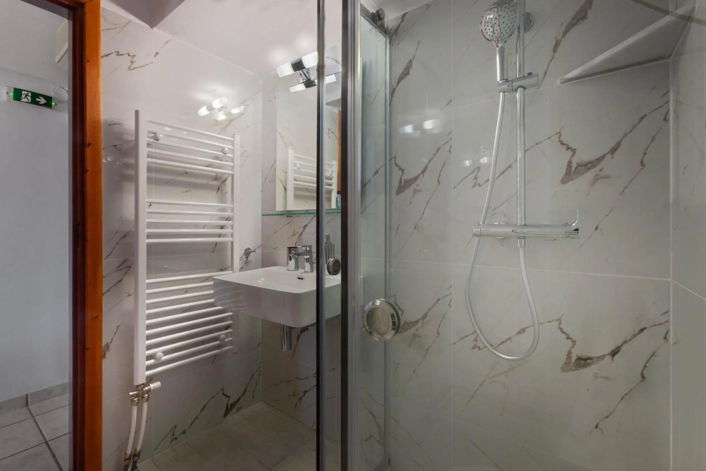 Bathroom in Petrino Guesthouse