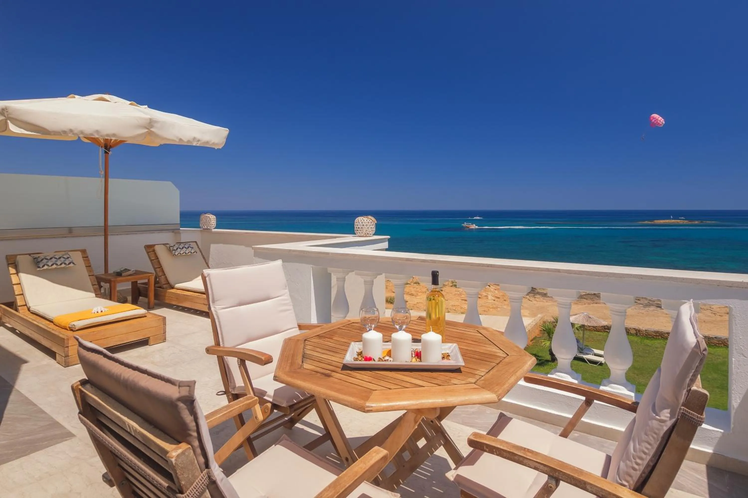 Balcony/Terrace in Pyrgos Beach Hotel Apartments