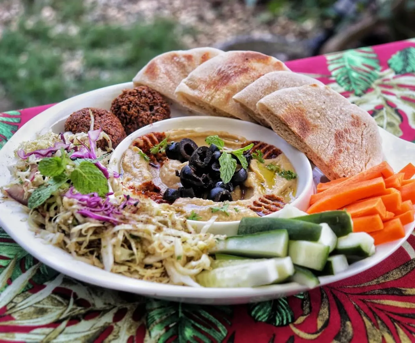 Restaurant/places to eat in Alona Pawikan