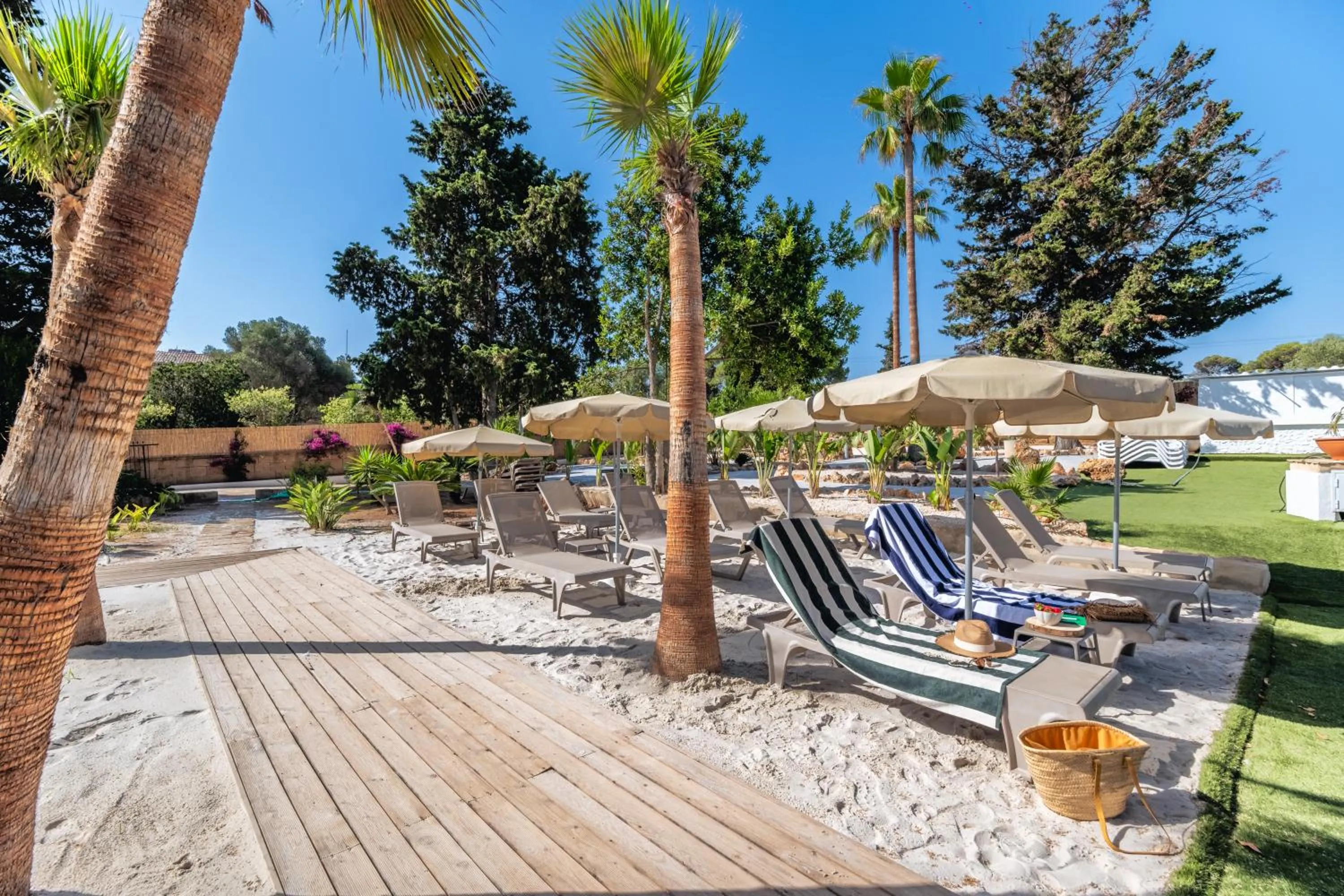 sunbed in Hotel Ankaa - Adults Only