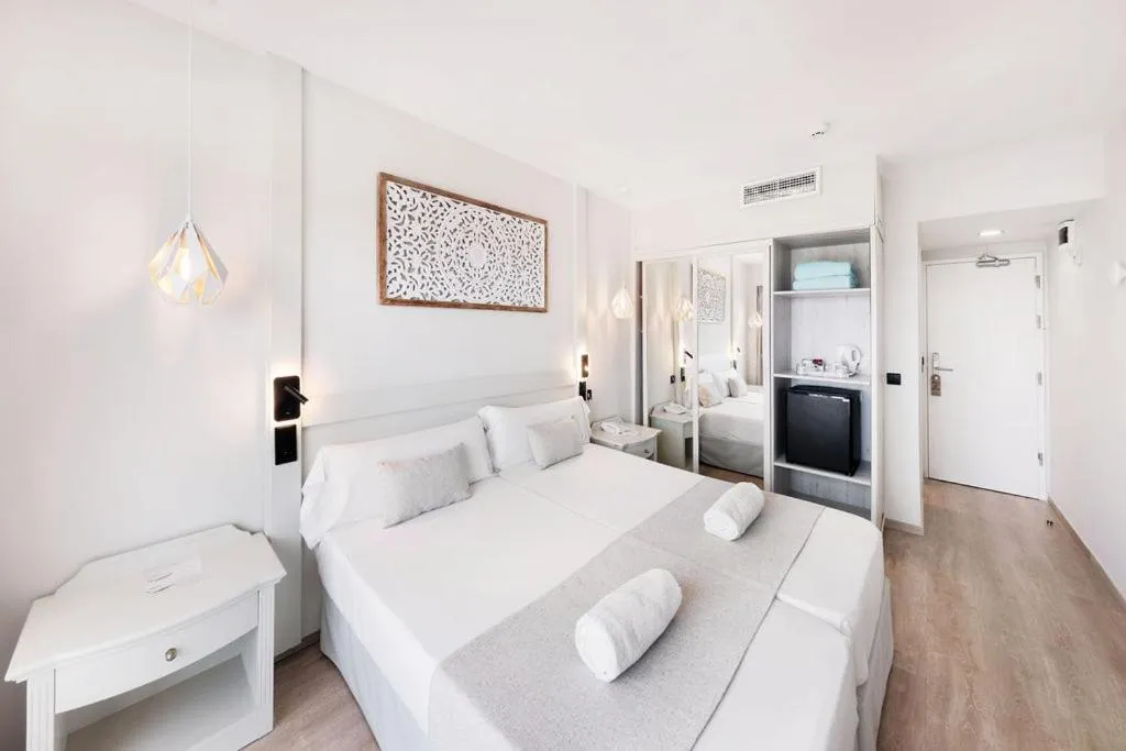 Bedroom, Bed in Hotel Ankaa - Adults Only