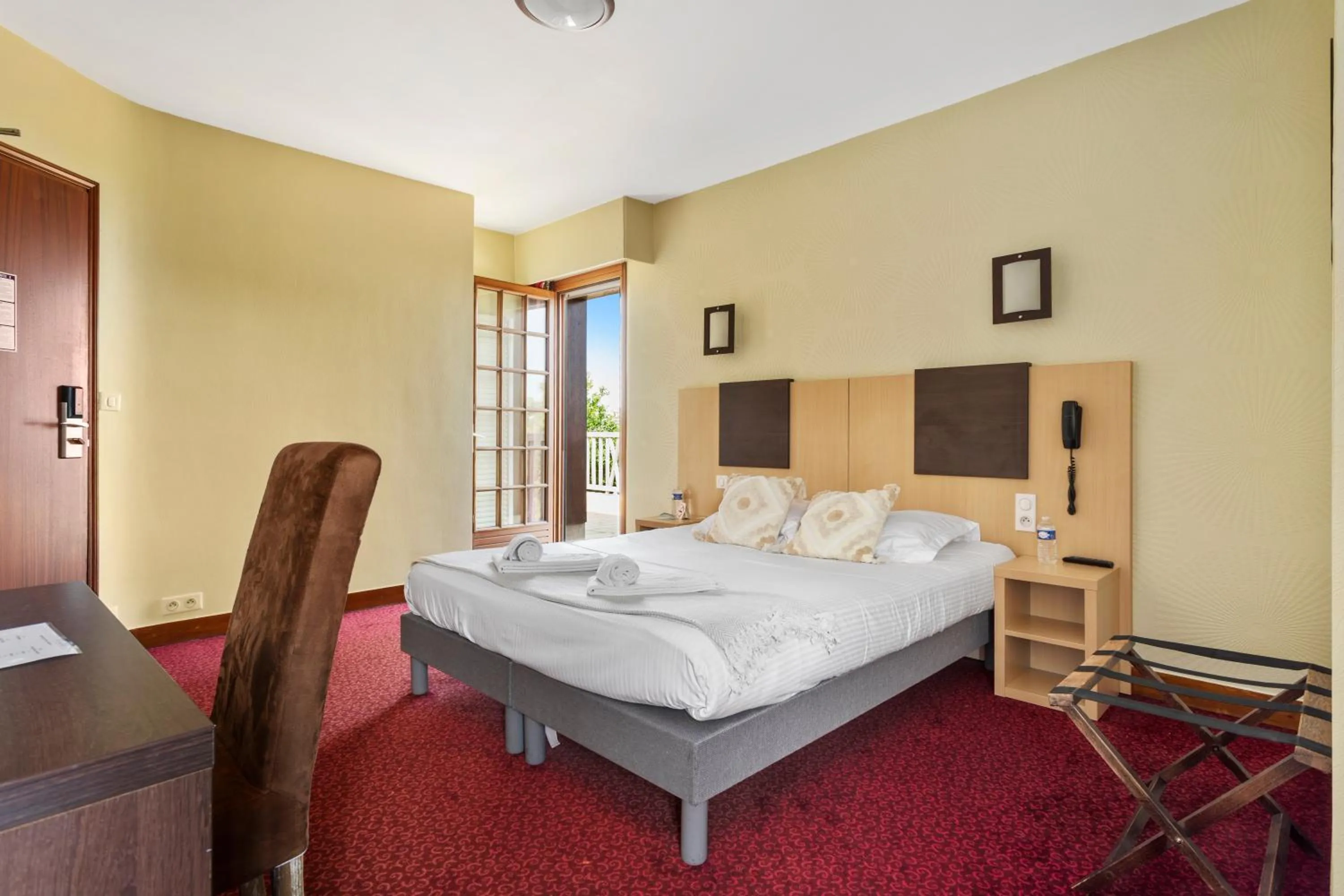 Bed in Hôtel Le Romantica